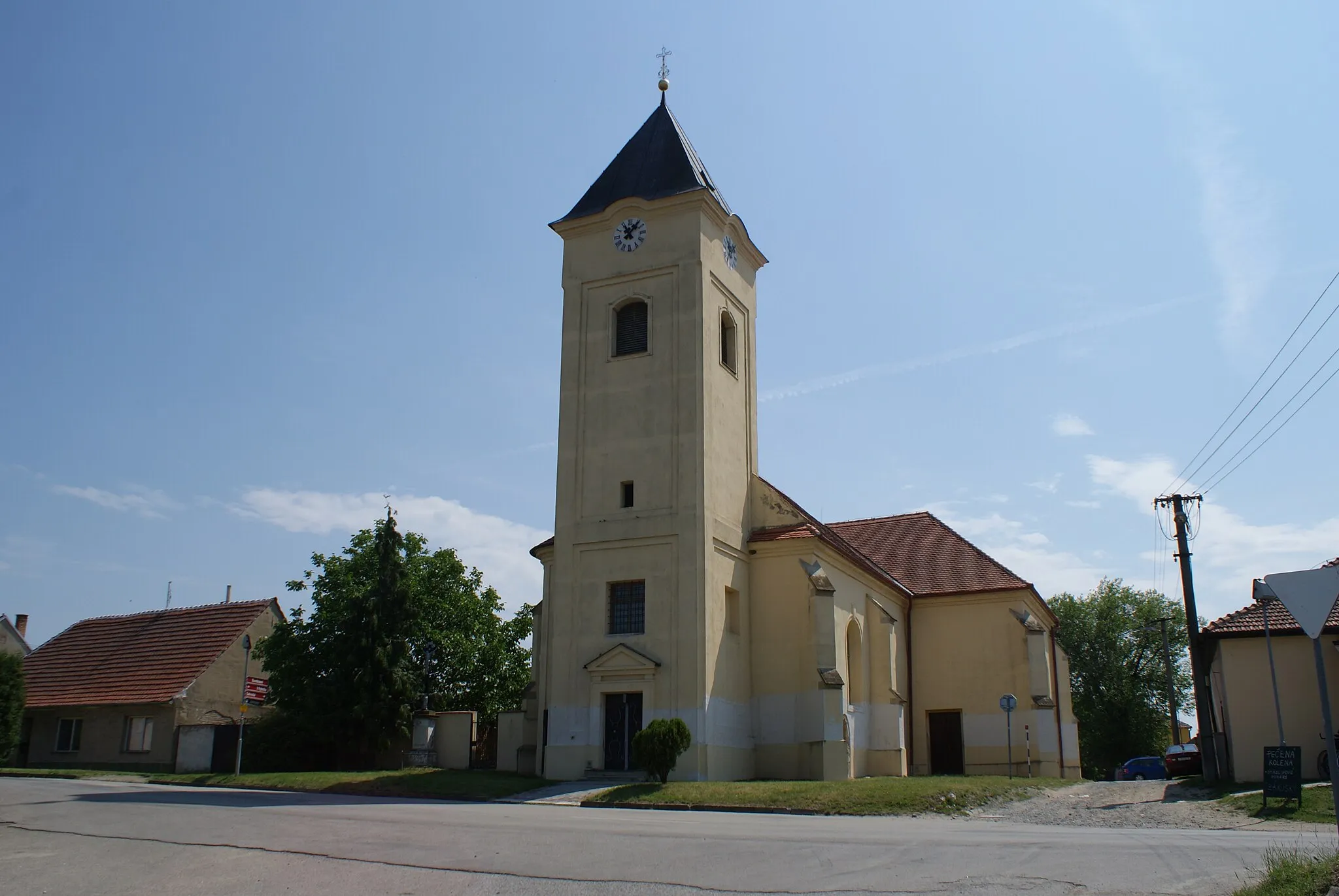 Photo showing: Strachotín, a village in Břeclav District, Czech Republic, church of St Ulrich, Cyril and Methodius.