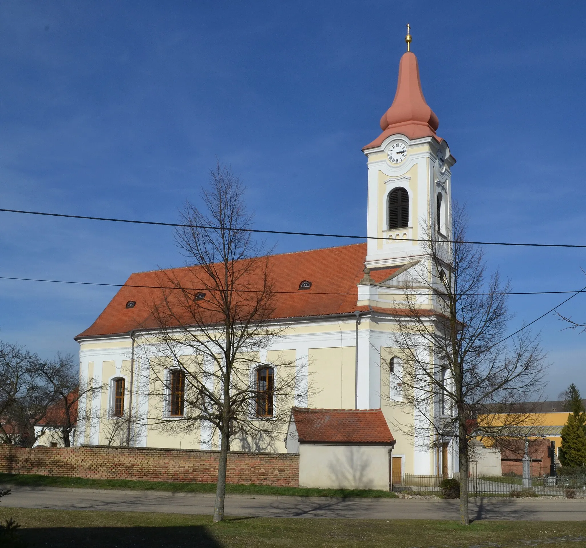 Photo showing: Nikolčice - kostel svatého Jakuba Staršího.