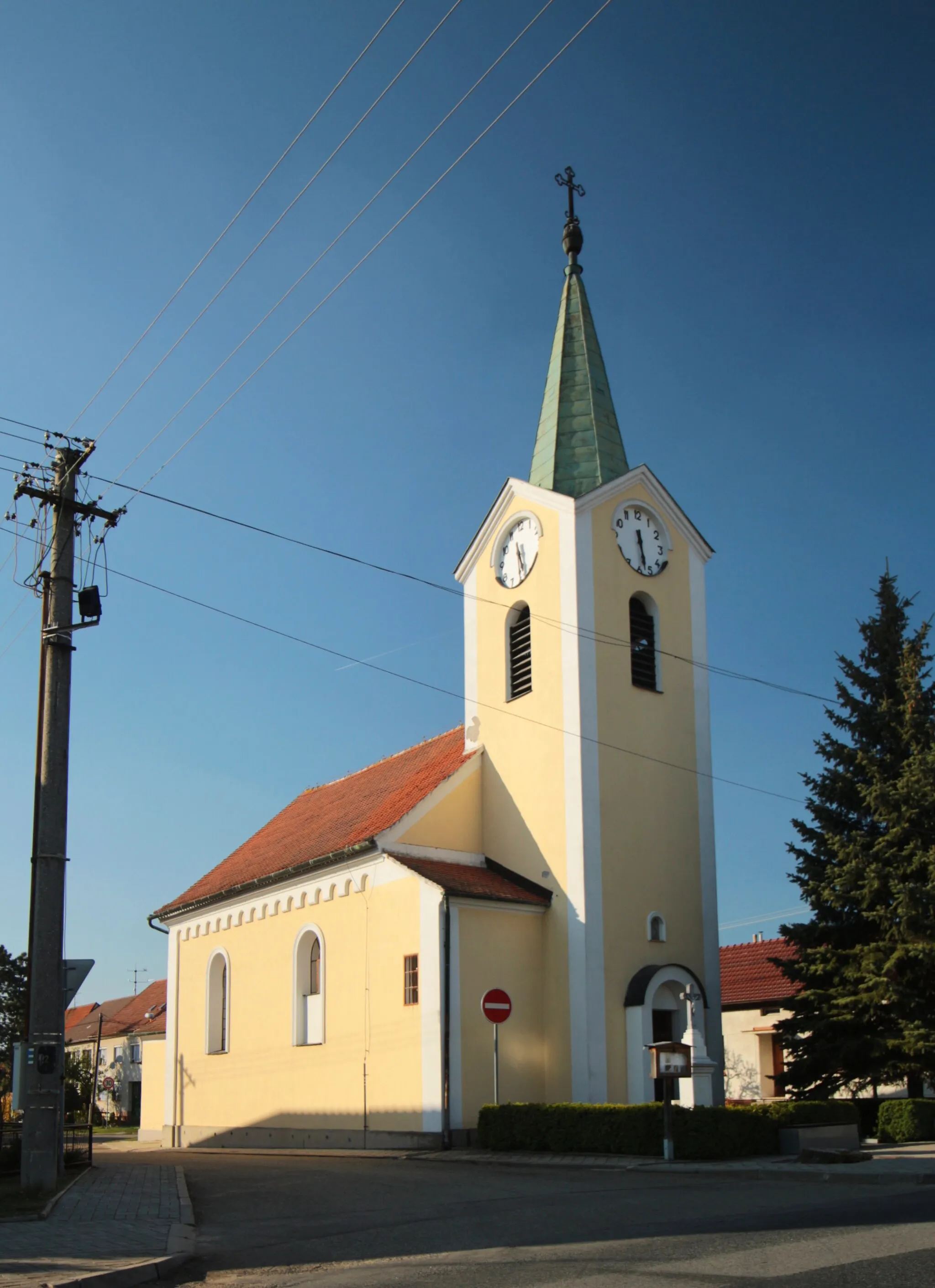 Photo showing: Josefov u Hodonína kostel Všech svatých
