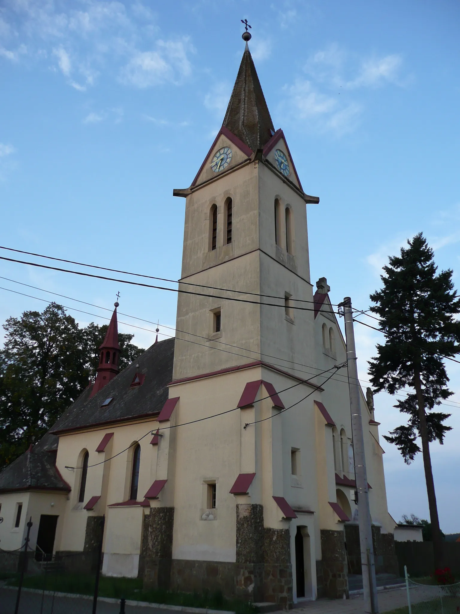 Photo showing: Kostel sv.Cyrila a Metoděje v Podivicích(okr.Vyškov) postaven roku 1911