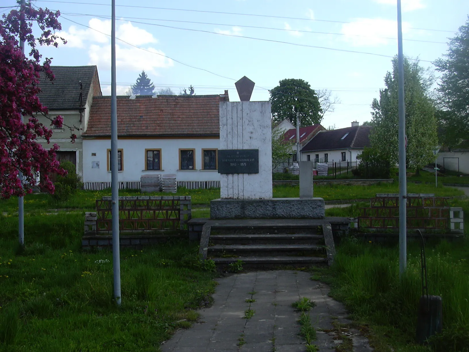 Photo showing: Pomník obětem války Lysovice (Vyškov District - Czech Republic)