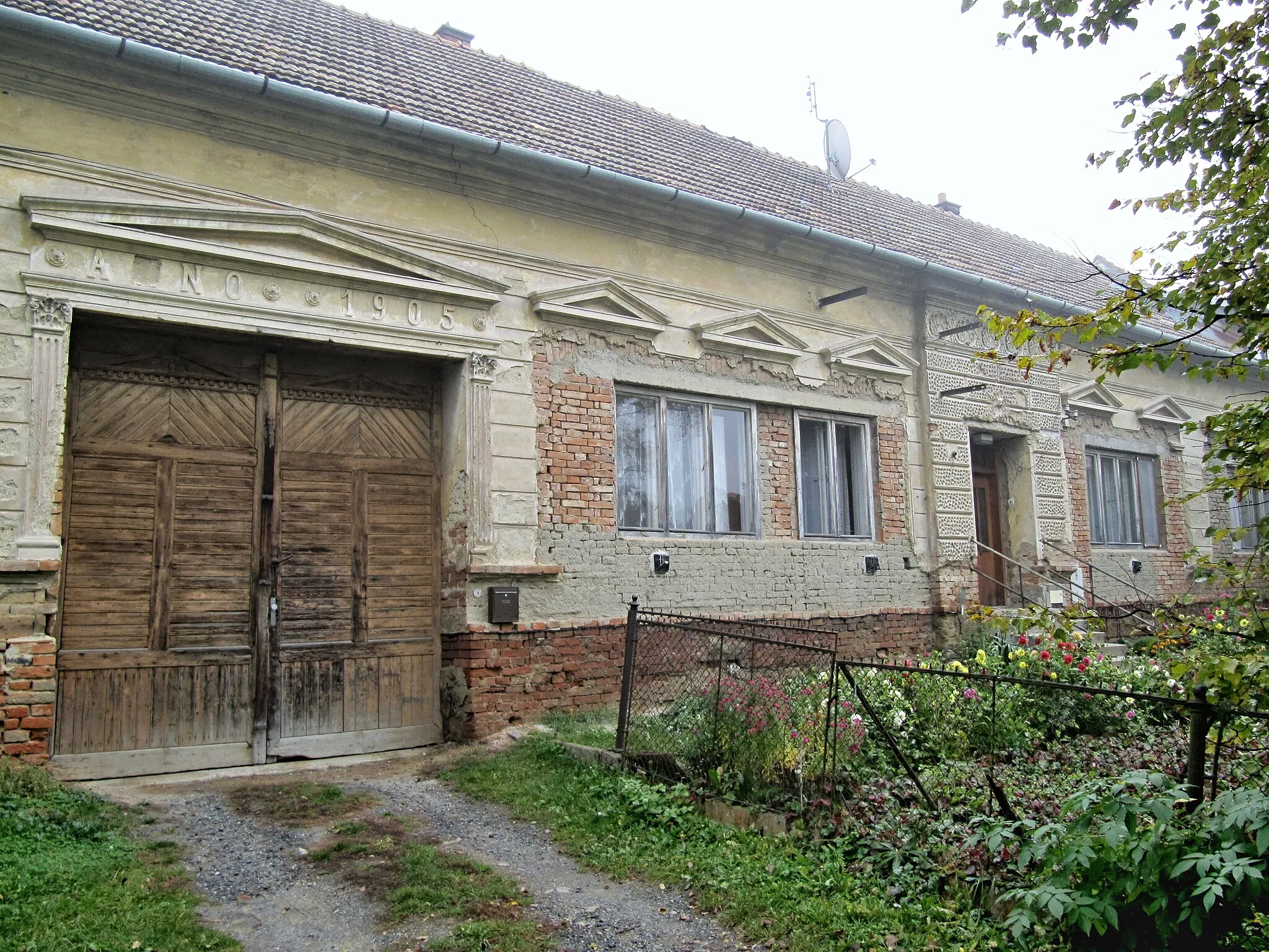 Photo showing: Heršpice in Vyškov District, Czech Republic. House No. 8.