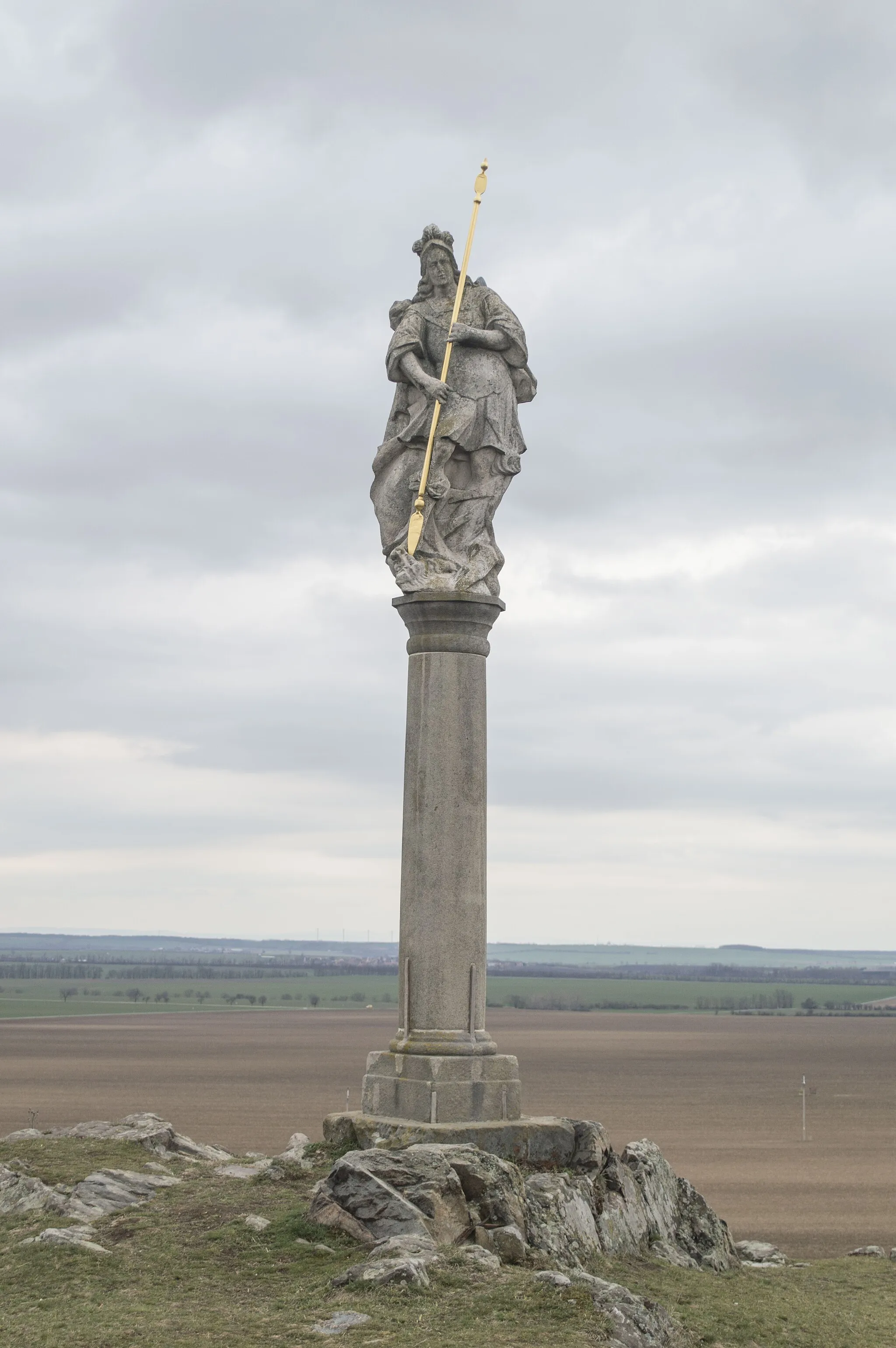 Photo showing: Barokní socha archanděla Michaela na kopci zvaném U Michálka u Bohutic.