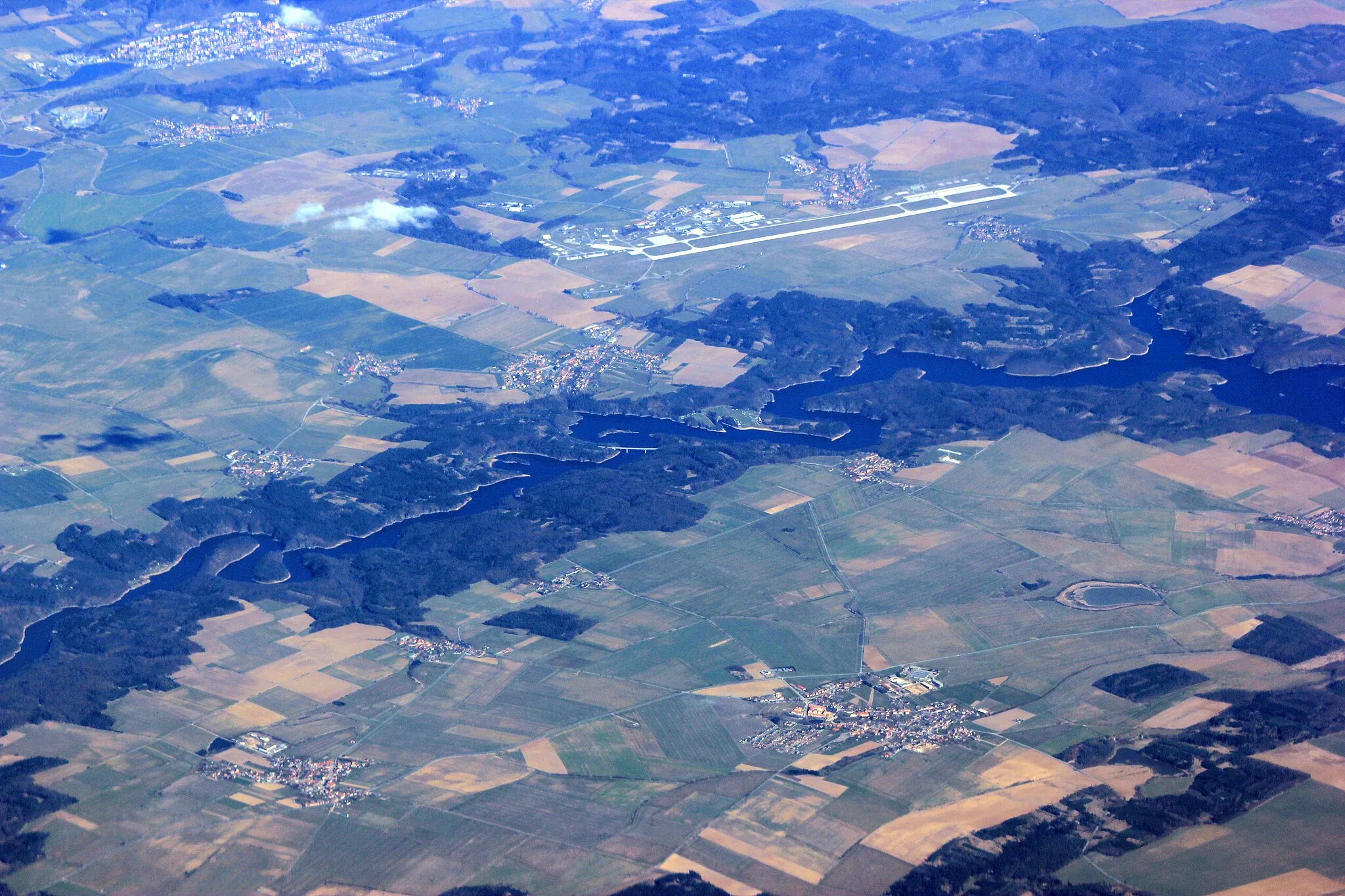Photo showing: Luftbild der Talsperre Dalešice an der Jihlava in Südmähren.