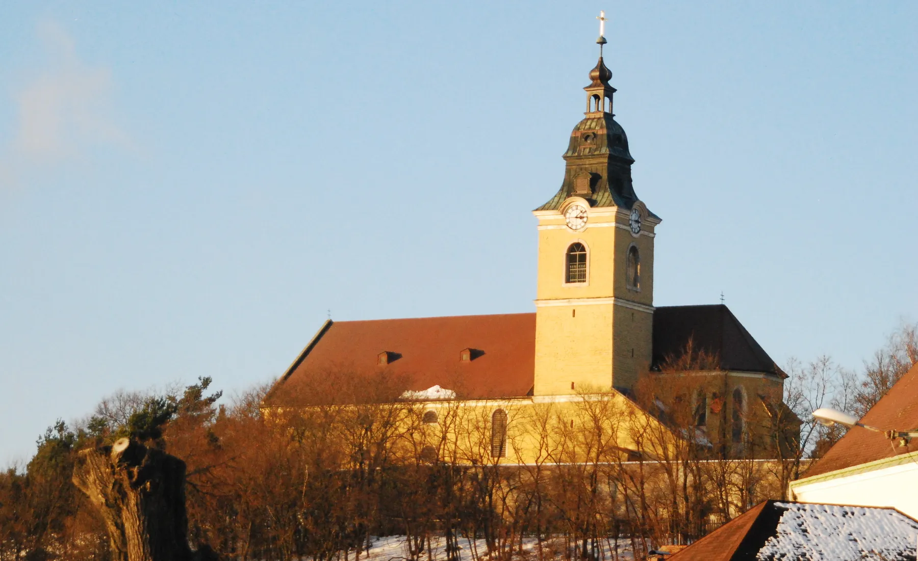 Photo showing: Die Pfarrkirche von Weitersfeld in Niederösterreich
