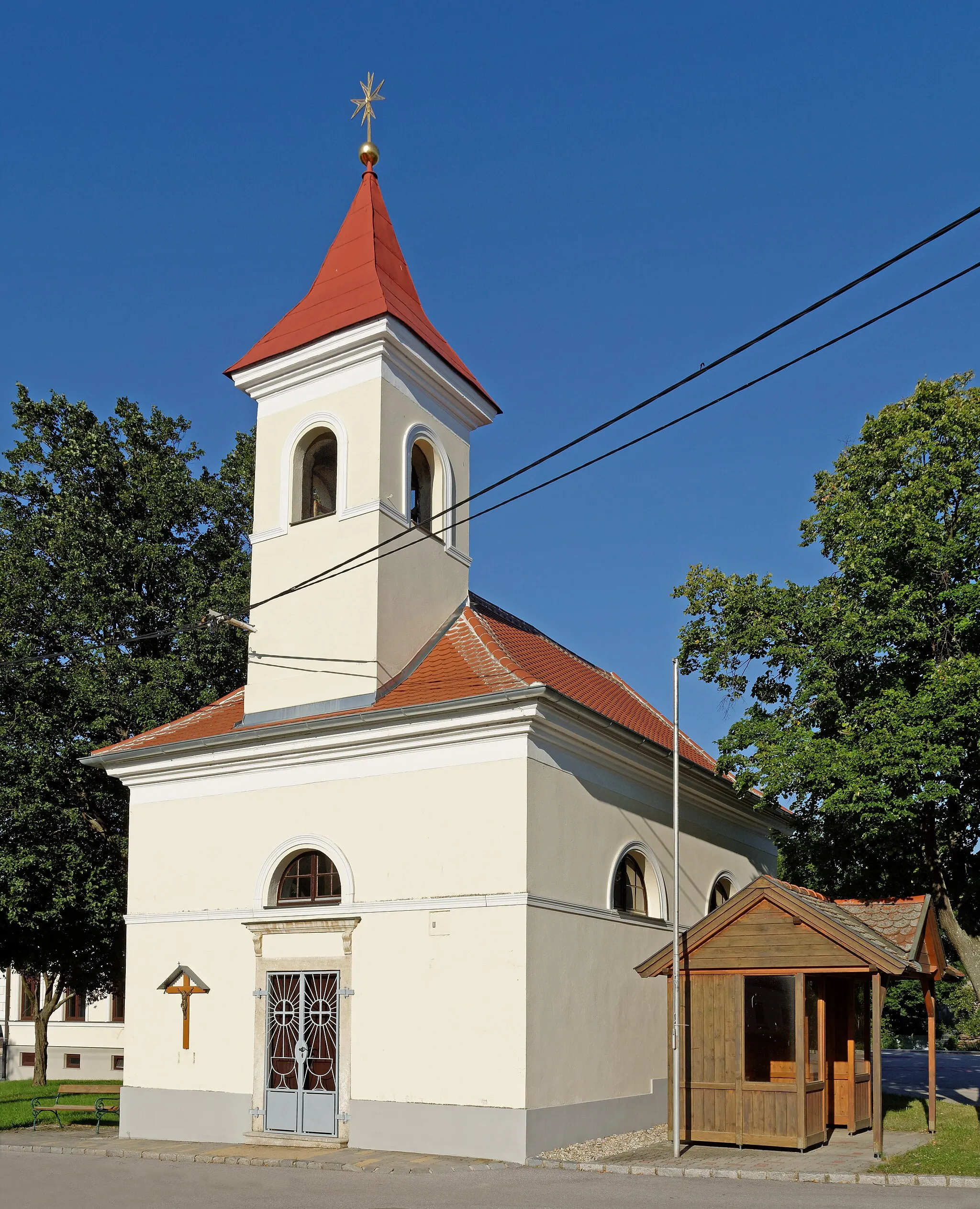 Photo showing: Local chapel at Diepolz, municipality Großharras, Lower Austria, Austria