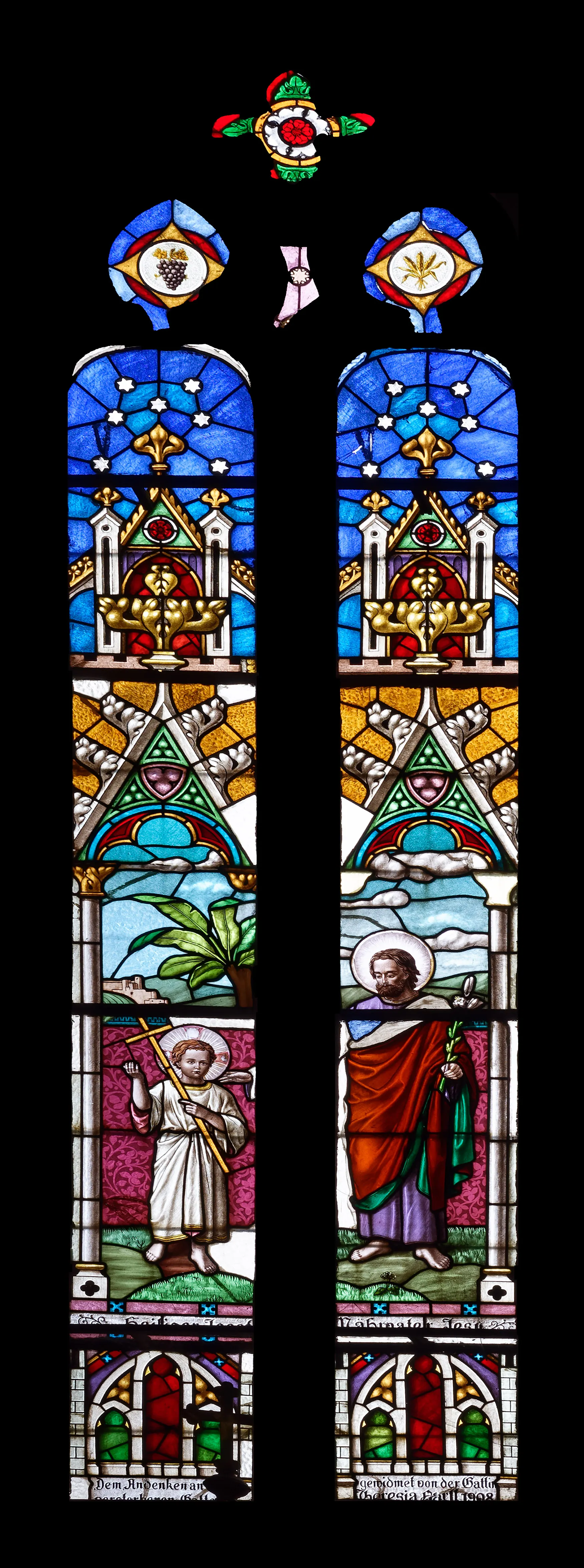 Photo showing: Stained glass window at the catholic parish church of Wultendorf, municipality Staatz, Lower Austria, Austria