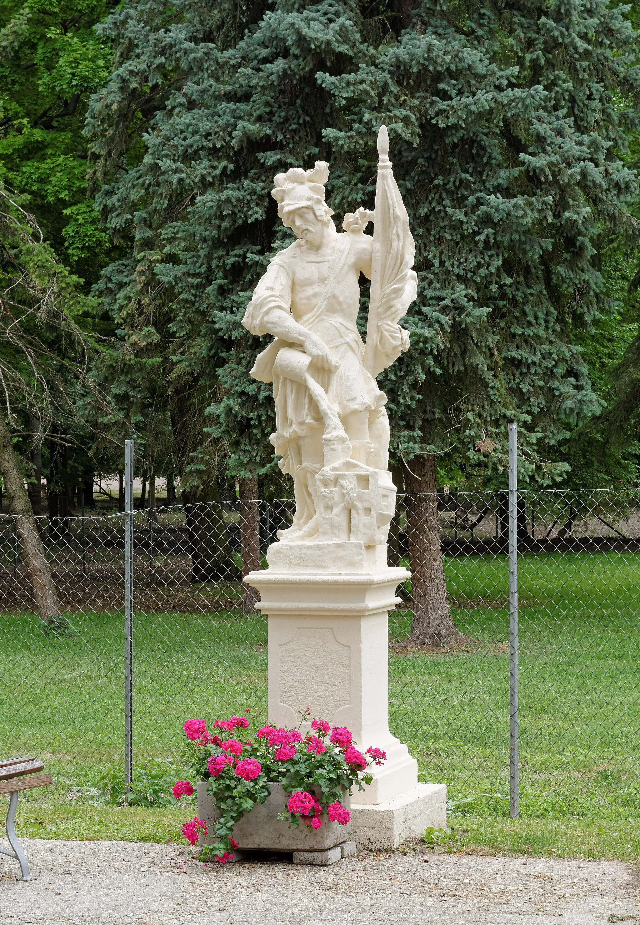 Photo showing: Statue of Saint Florian at Walterskirchen, Municipality Poysdorf, Lower Austria, Austria