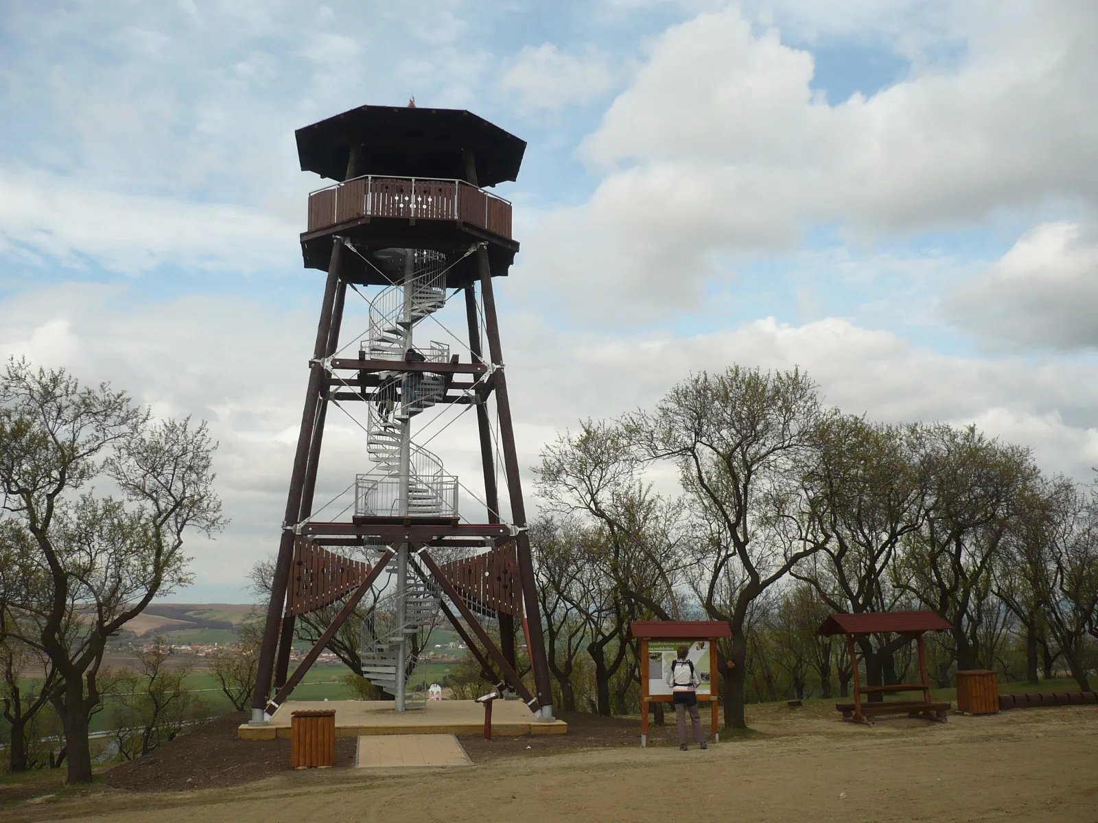 Photo showing: Observation Tower Hustopece – near Hustopece, South Moravia