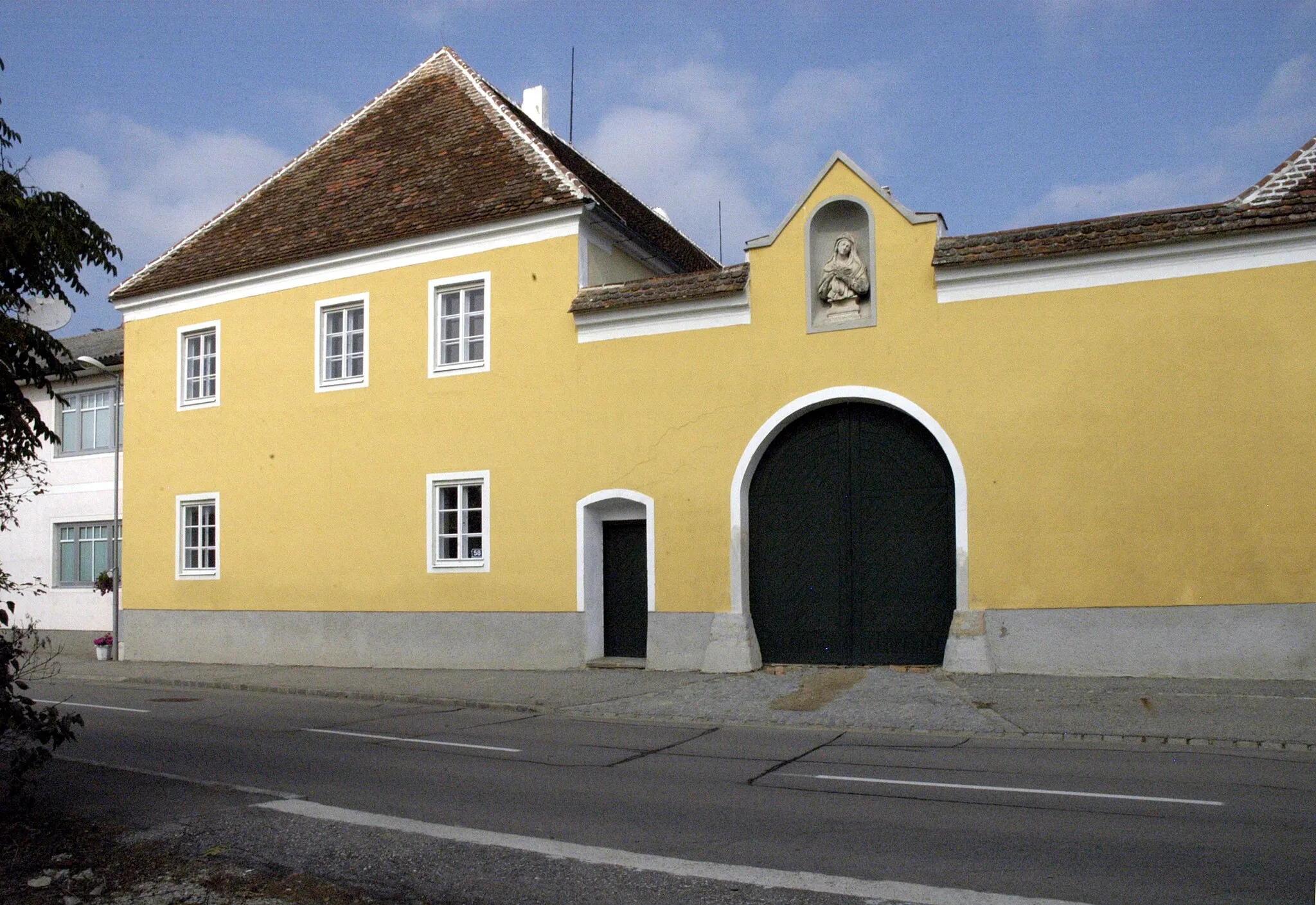 Photo showing: ehemaliger Gutshof der Retzer Dominikaner in Unternalb, Gemeinde Retz