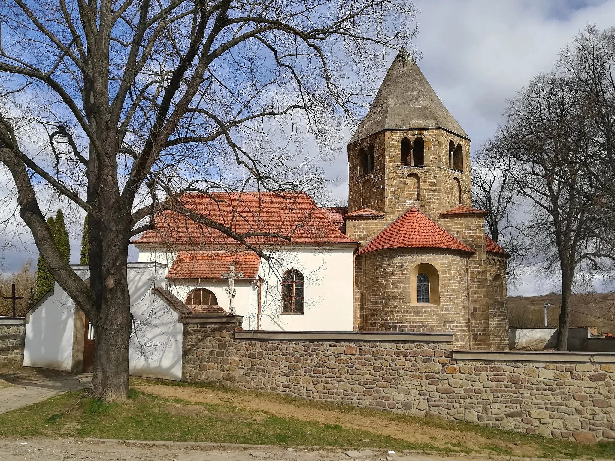 Photo showing: Řeznovice - kostel sv. Petra a Pavla