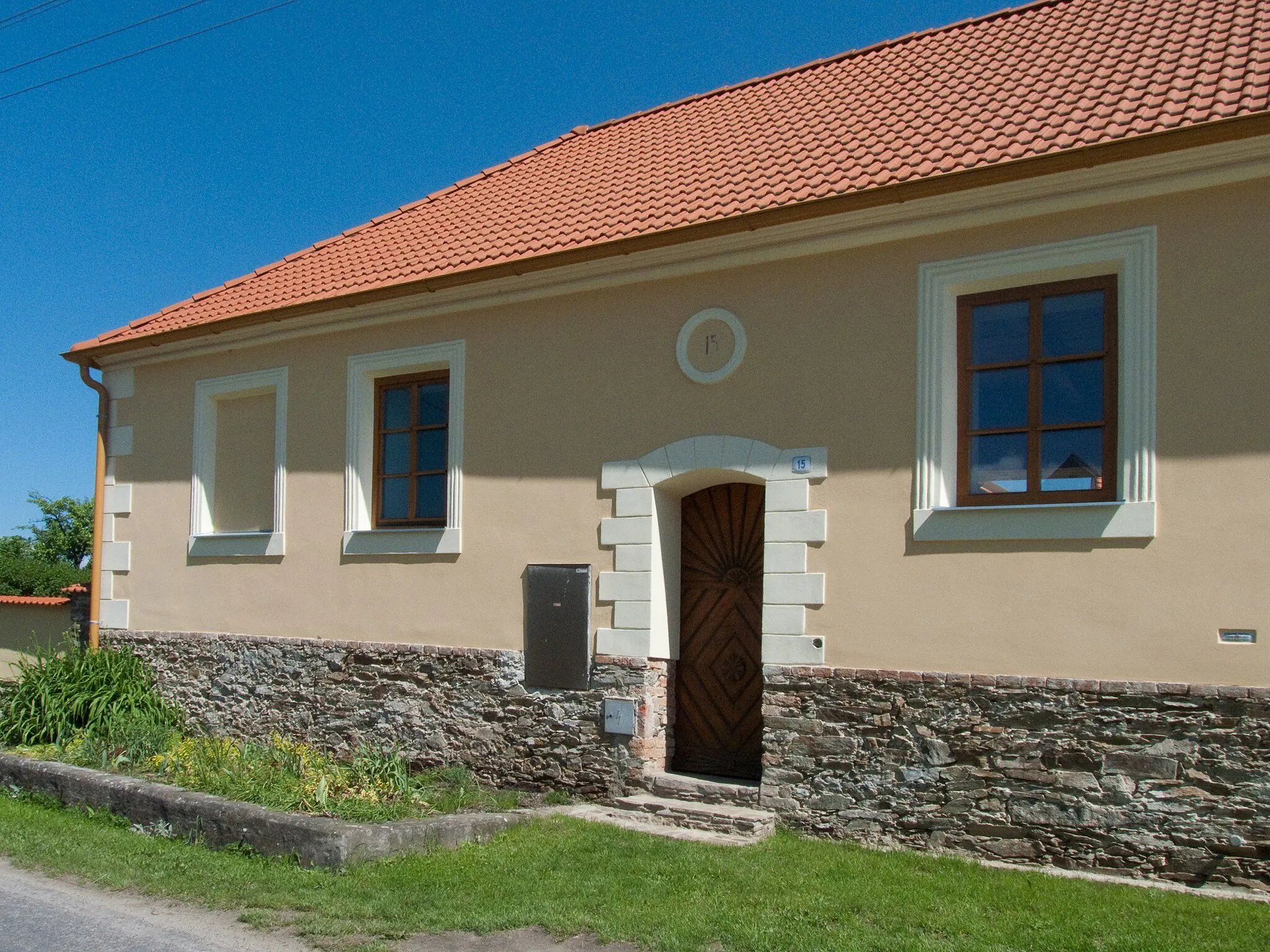 Photo showing: House No 15 in the village of Chlebov, Tábor district, Czech Republic