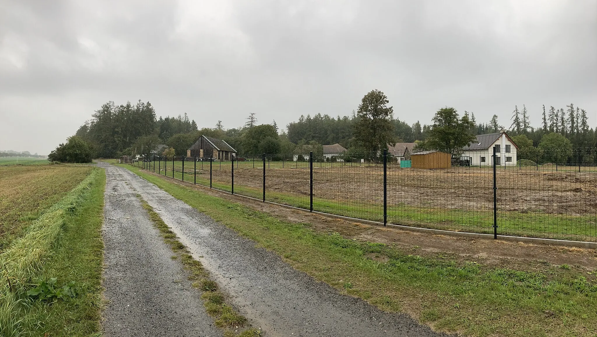 Photo showing: Nový Dvůr - small hamlet near (part of) Uhelná Příbram, in fall 2023