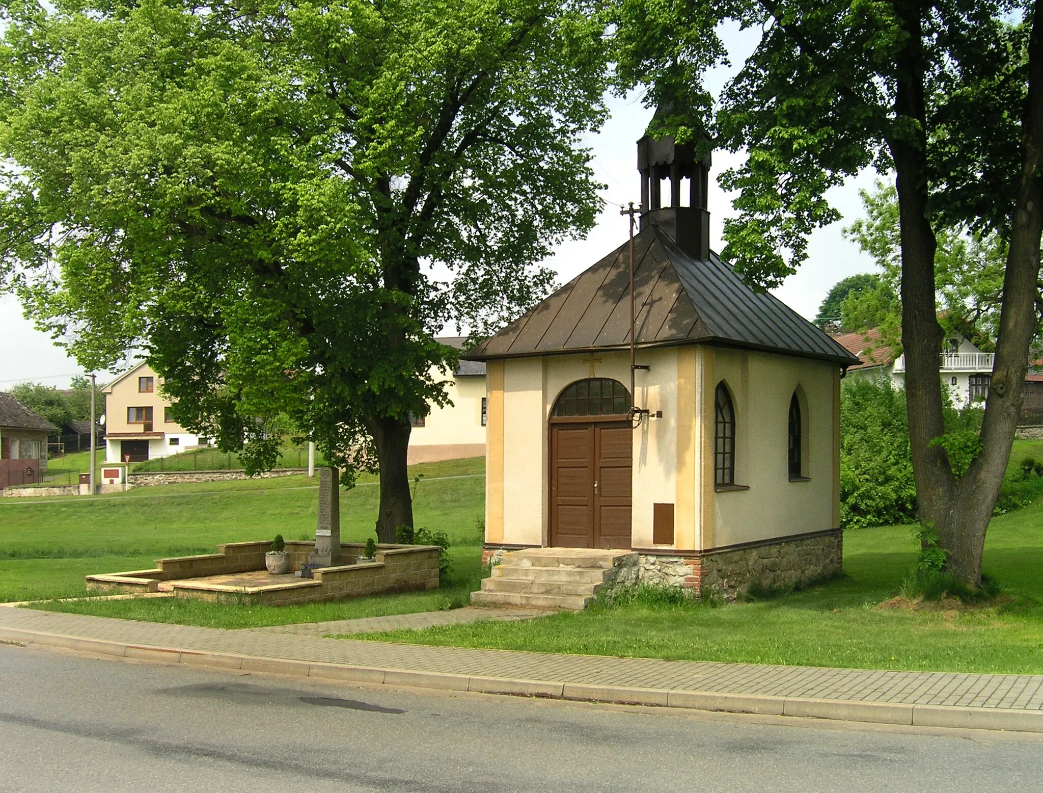 Photo showing: Chapel in Vepříkov village, Czech Republic