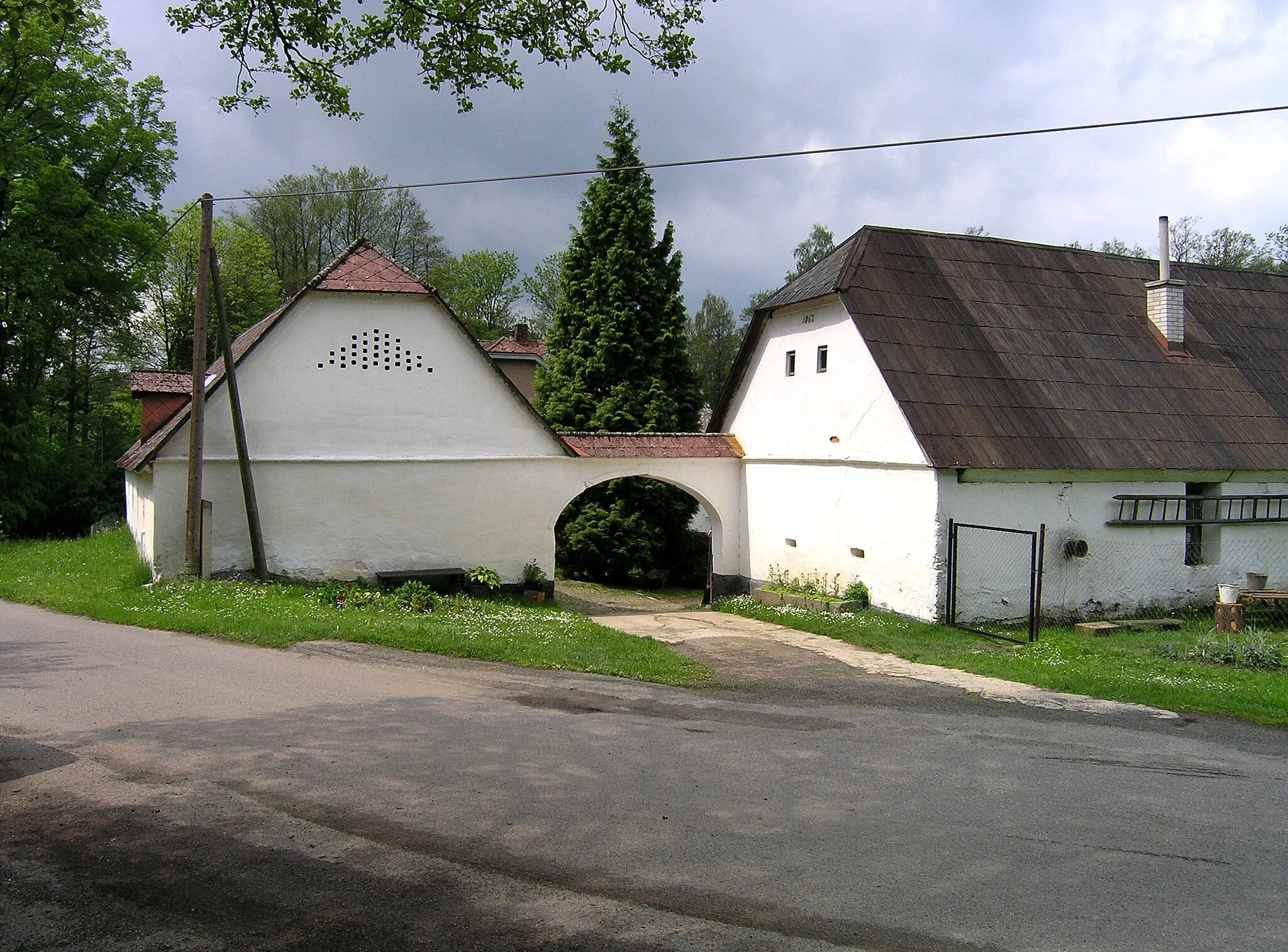Photo showing: Hermitage by Miřátky, part of Vepříkov village, Czech Republic