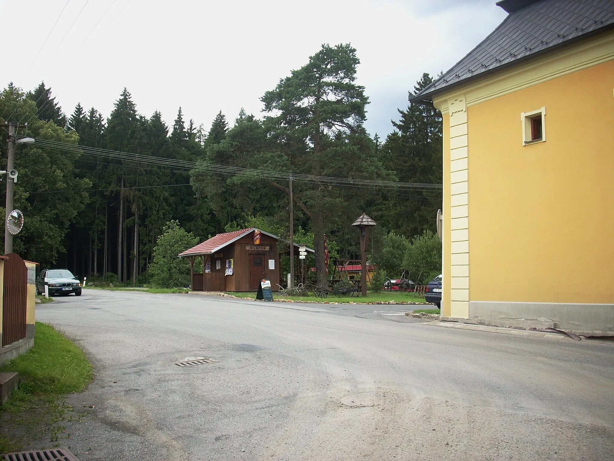 Photo showing: Rytířsko, Jamné - village green