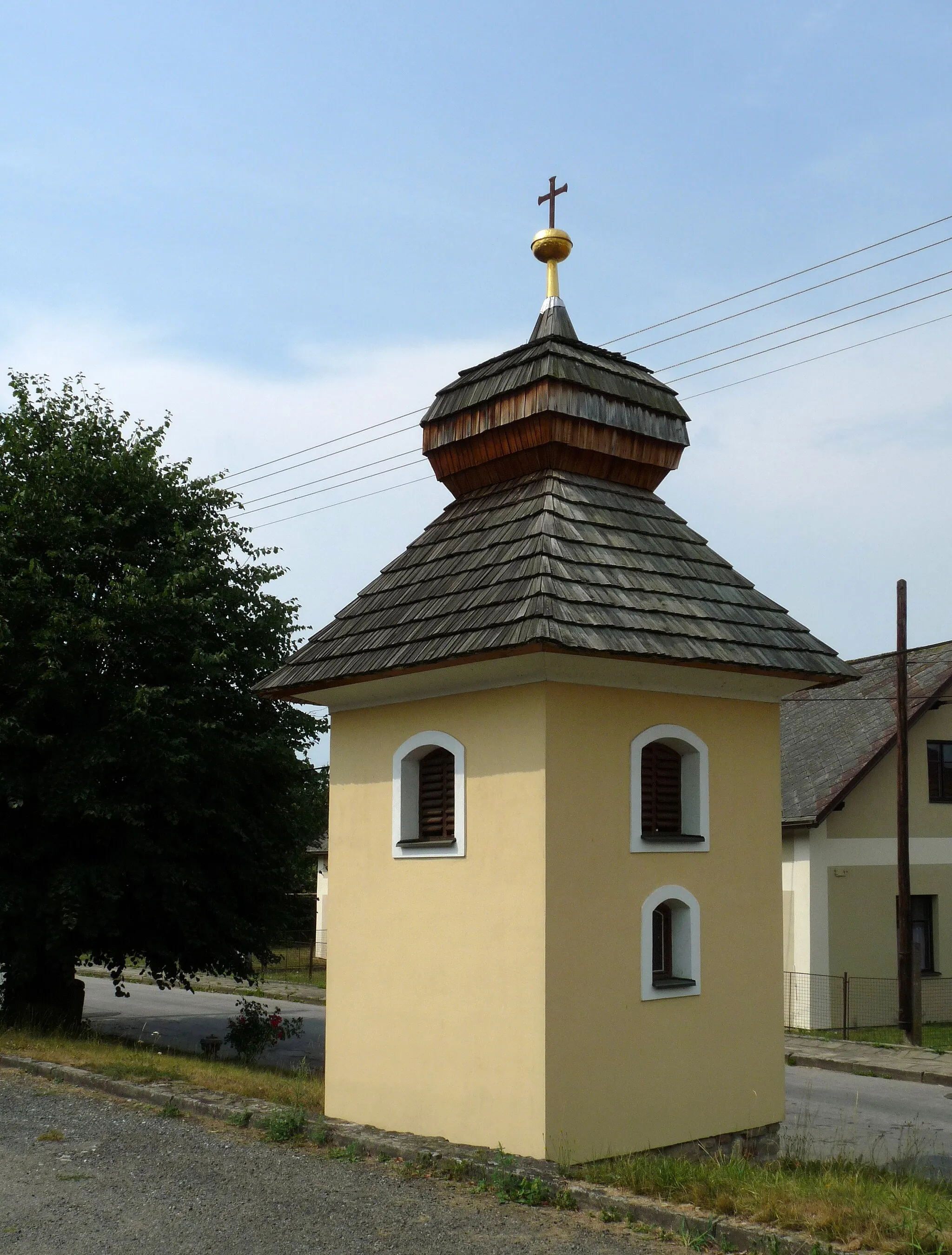 Photo showing: Bell tower in the village of Spělov, Jihlava District, Vysočina Region, Czech Republic.