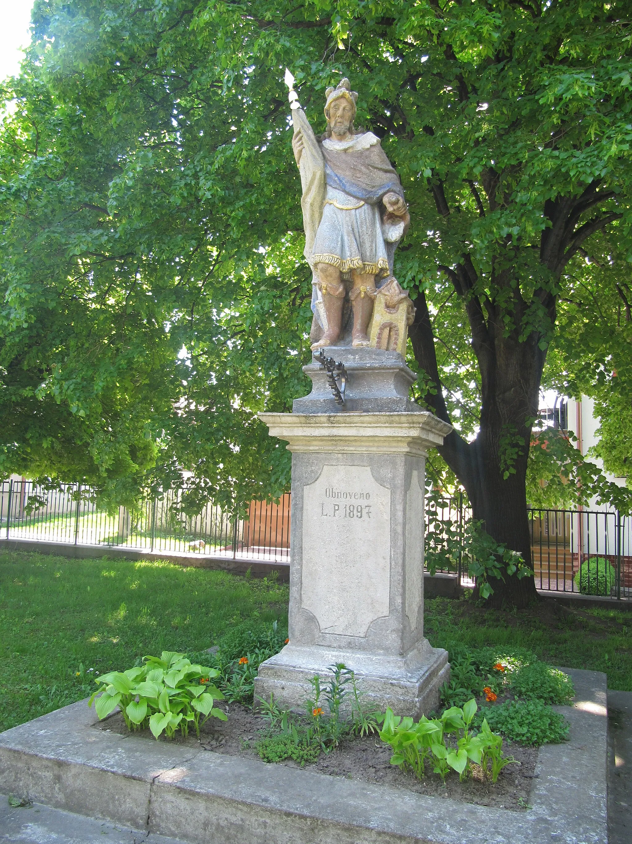 Photo showing: Vnorovy in Hodonín District, part Lidéřovice, Czech Republic. Saint Florian-statue.