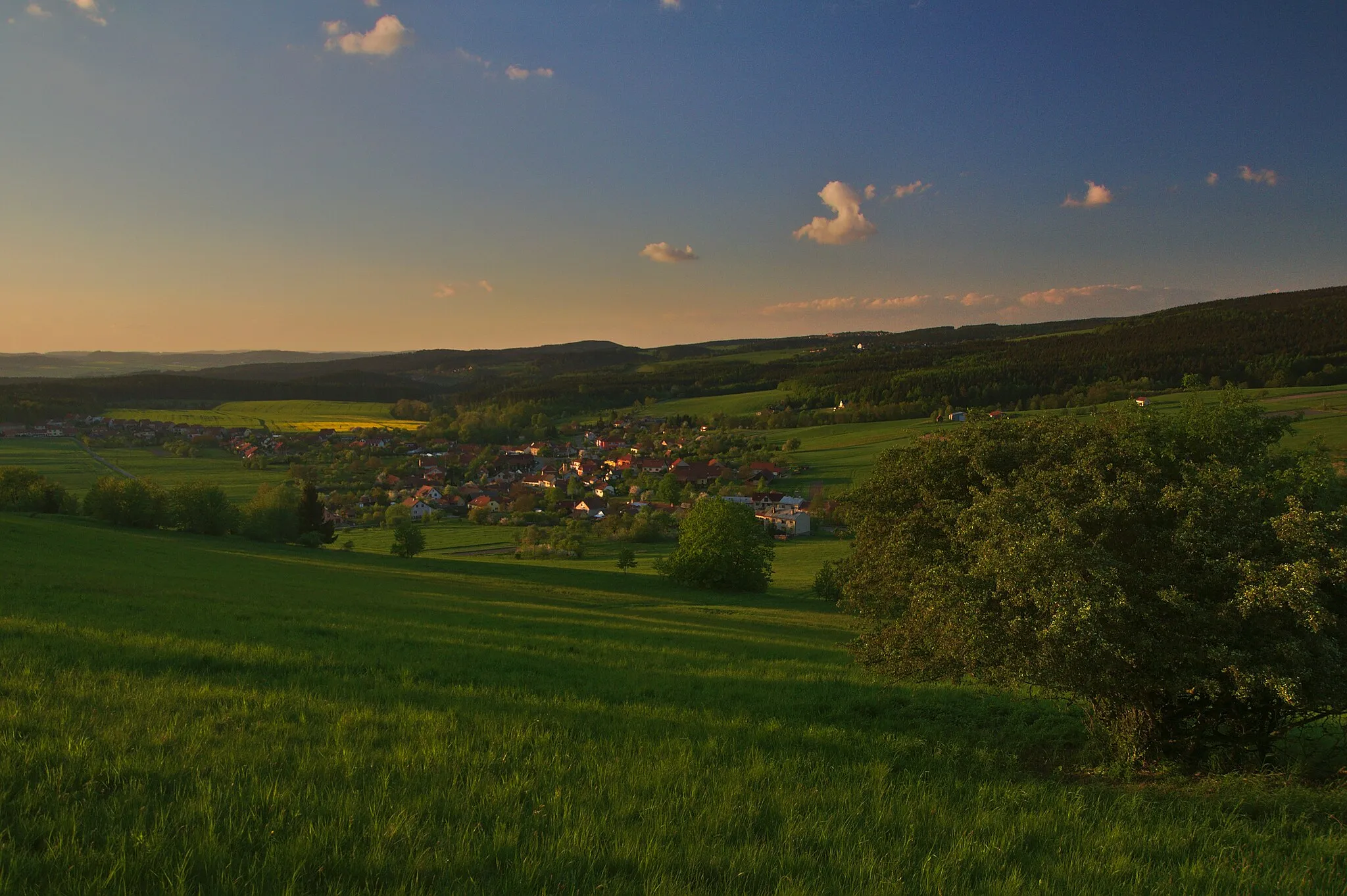 Photo showing: Pohled na Valchov od jihu, okres Blansko
