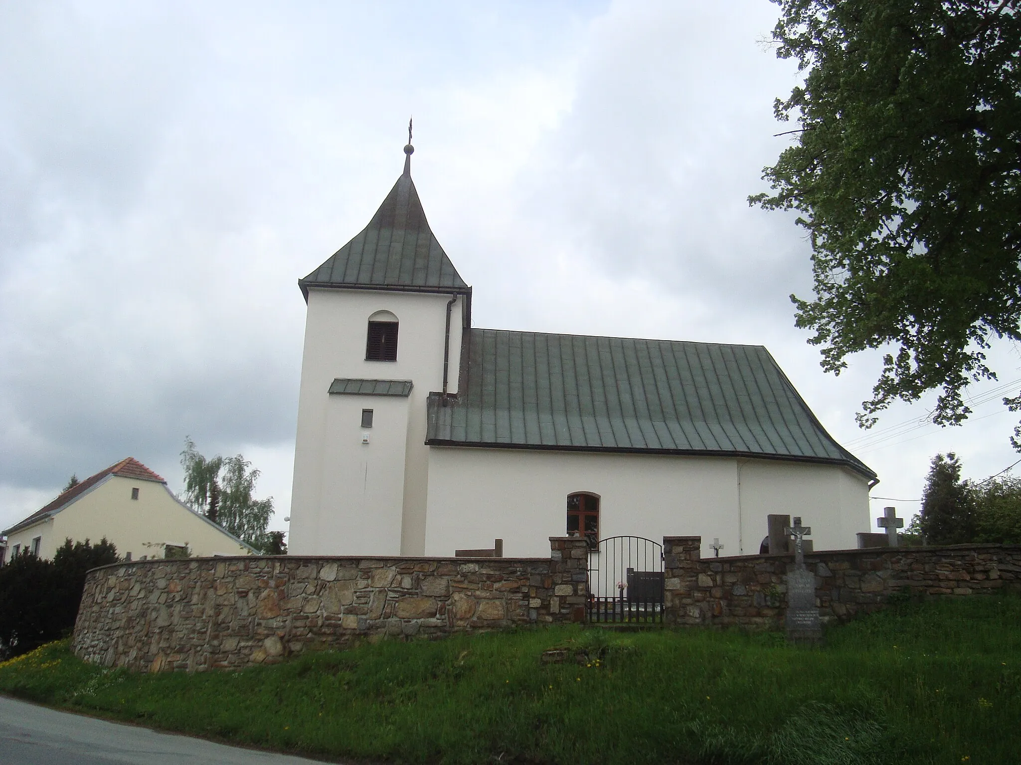 Photo showing: Košíkov kostel svatého Bartoloměje