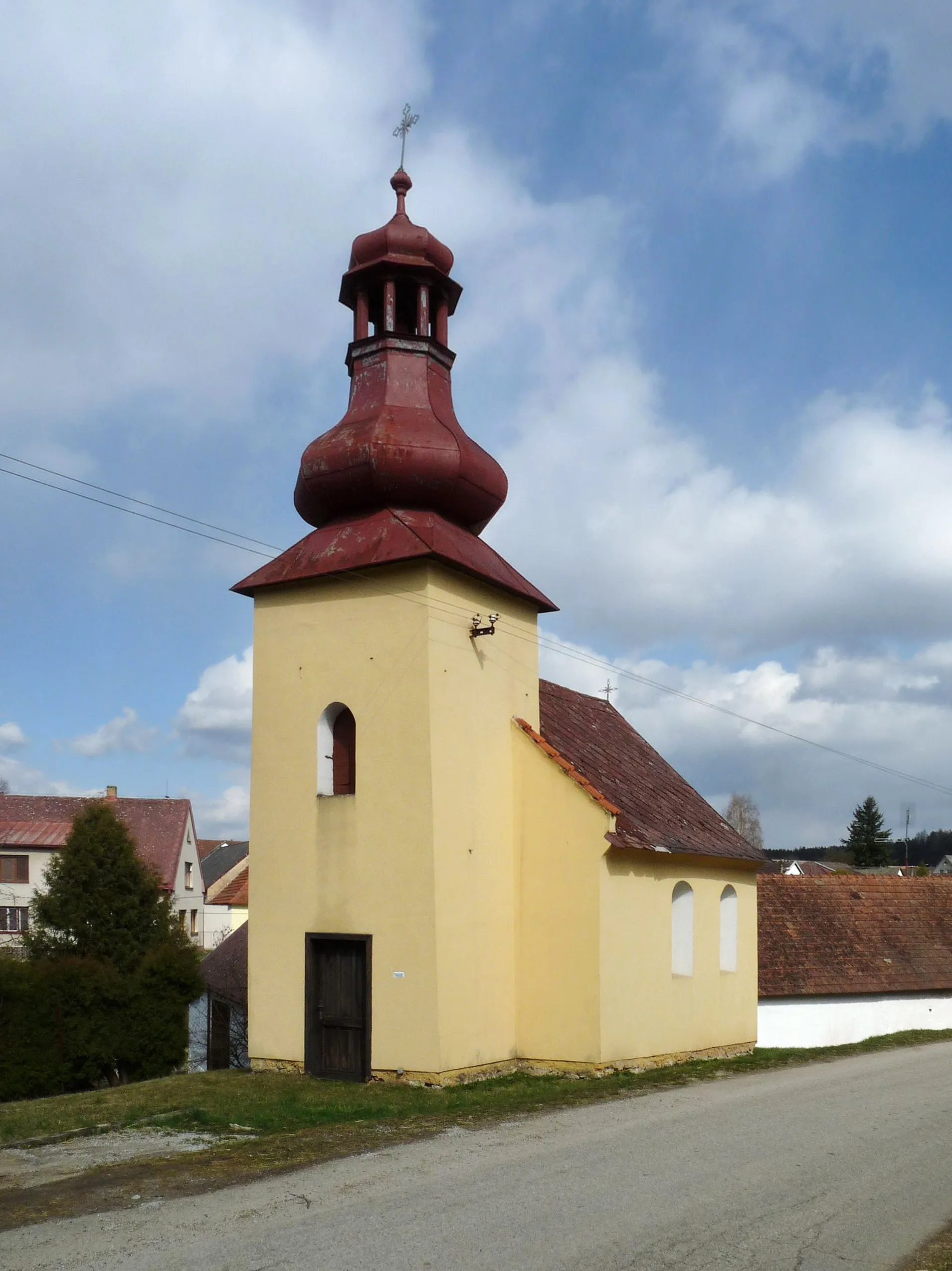 Photo showing: Chapel in the village of Jižná, Jindřichův Hradec District, Czech Republic.