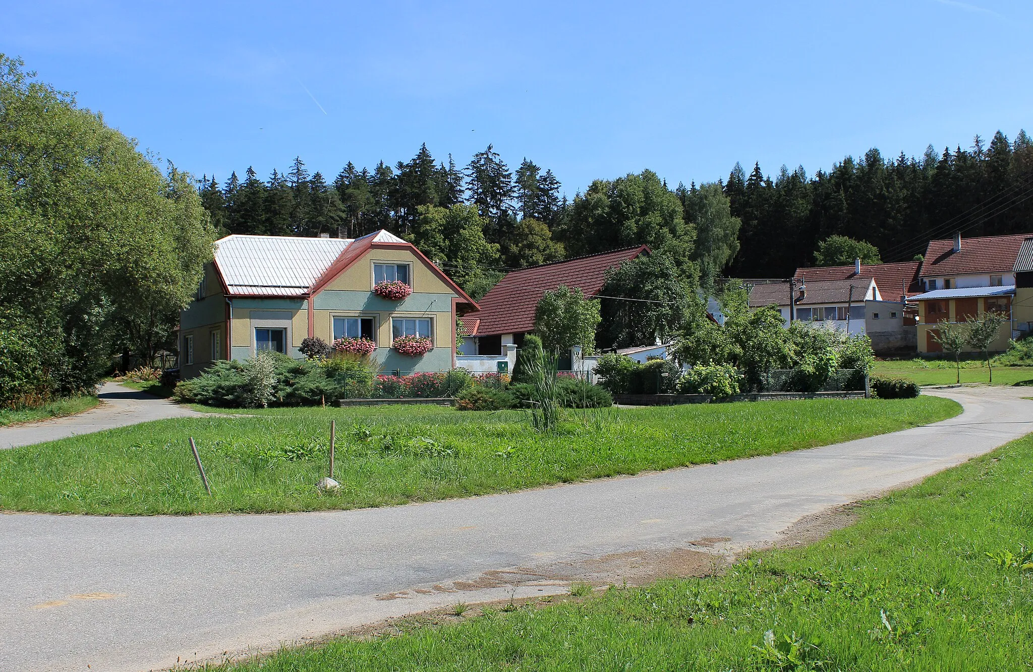 Photo showing: East part of Dobrohošť, Czech Republic.