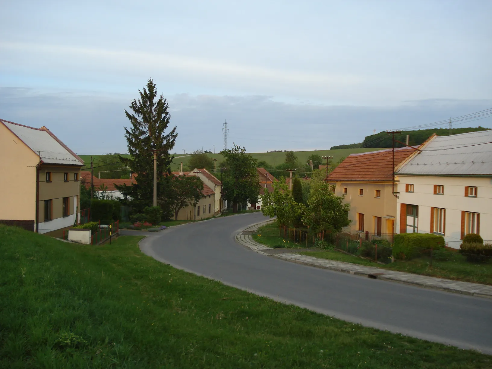 Photo showing: Pohled na Boškůvky při příjezdu od Moravských Prus
