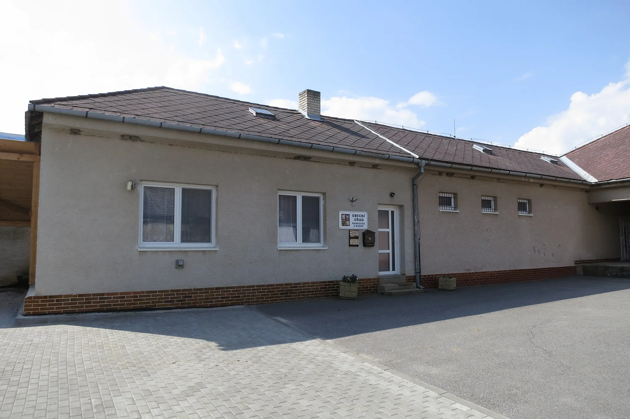 Photo showing: Municipal office in Radkovice u Budče, Třebíč District.