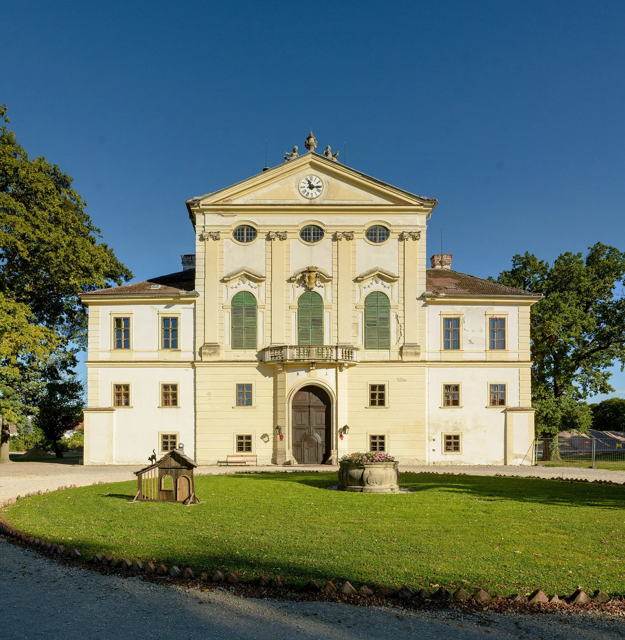 Photo showing: Schloss Kirchstetten
