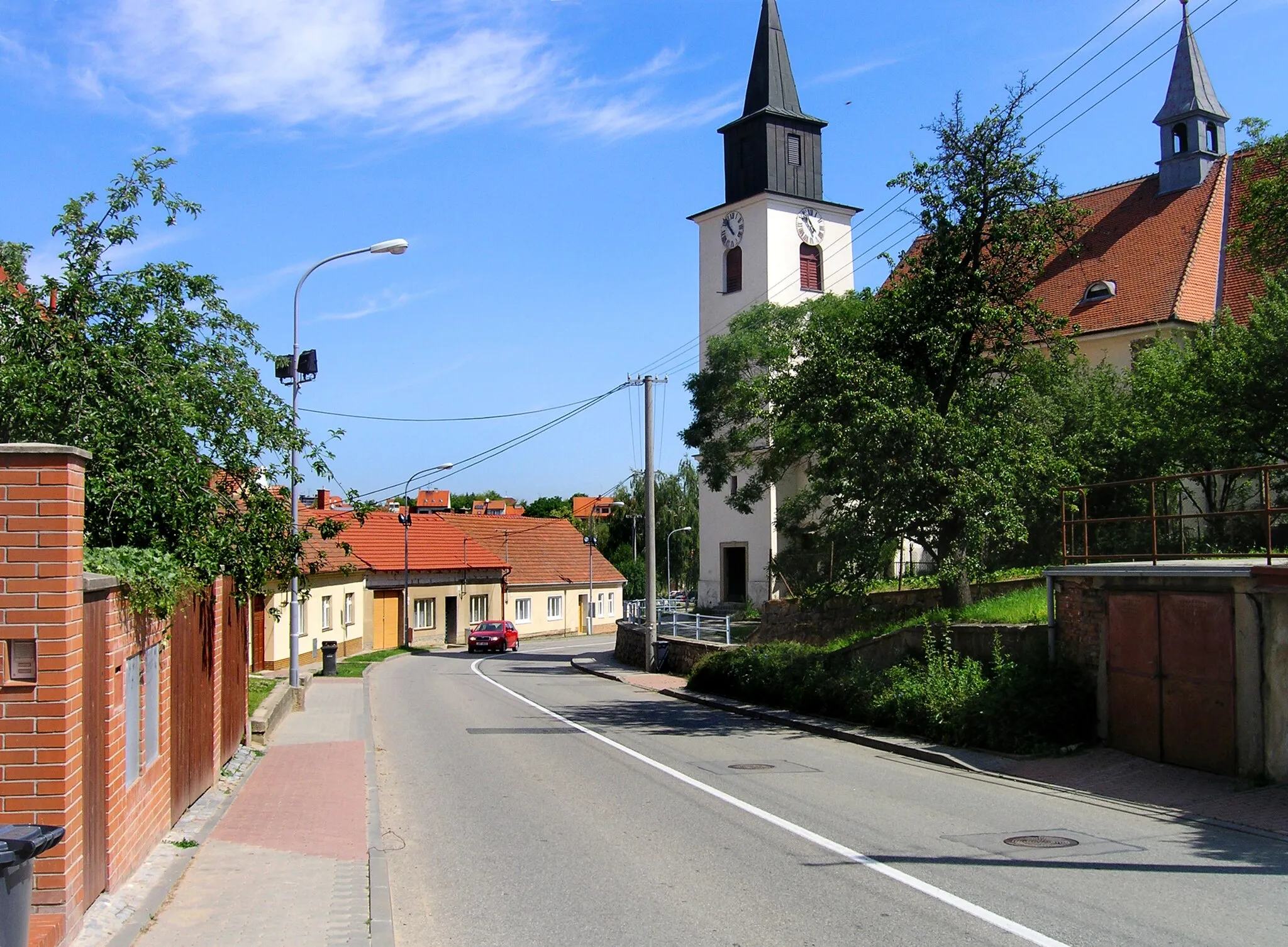 Photo showing: Dlážděná street in Žebětín quarter in Brno, Czech Republic