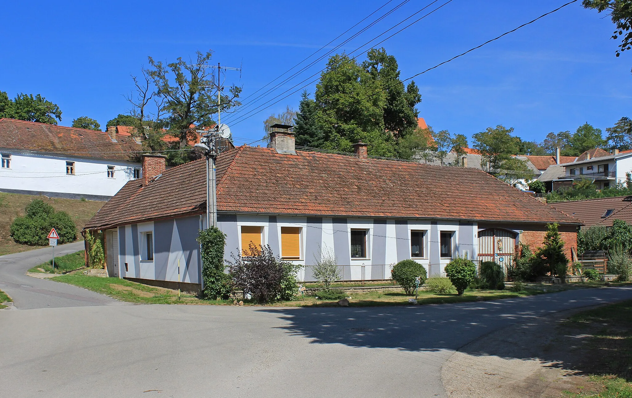 Photo showing: House No 4 in Bílkov, part of Dačice, Czech Republic.