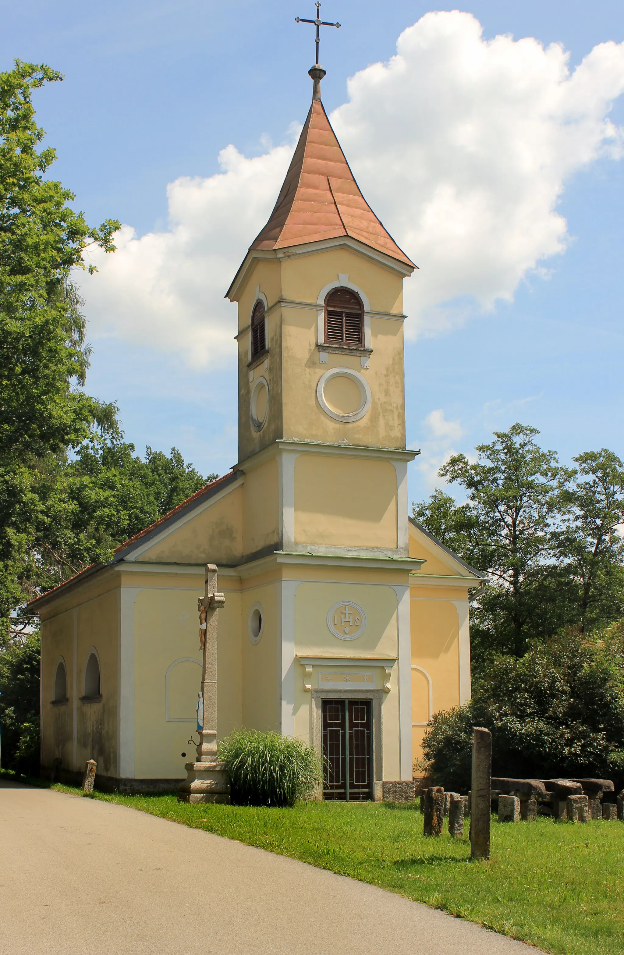 Photo showing: Chapel in Dolní Žďár, Czech Republic.