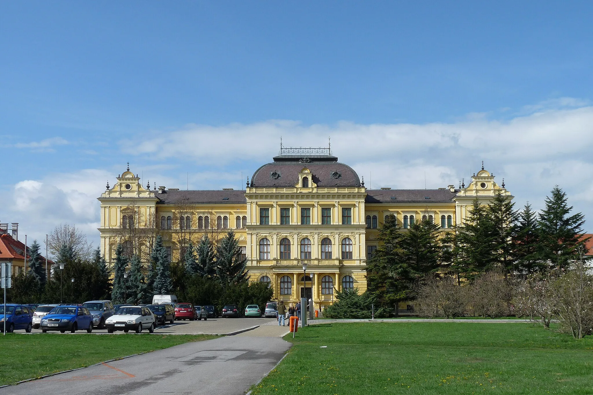 Photo showing: South-Bohemian Museum in České Budějovice, Czech Republic.