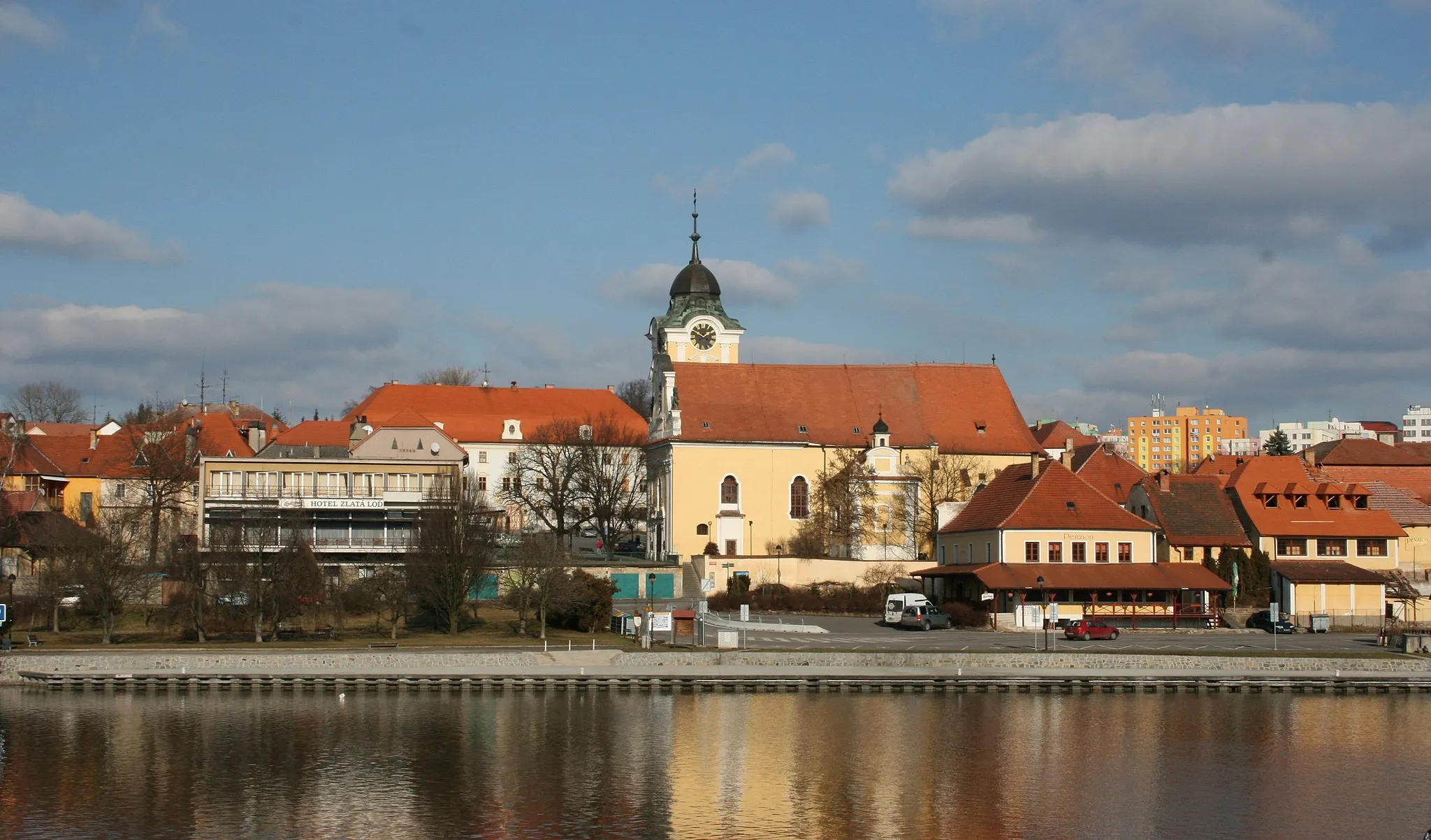 Photo showing: Town Týn nad Vltavou, České Budějovice District, Czech Republic.
