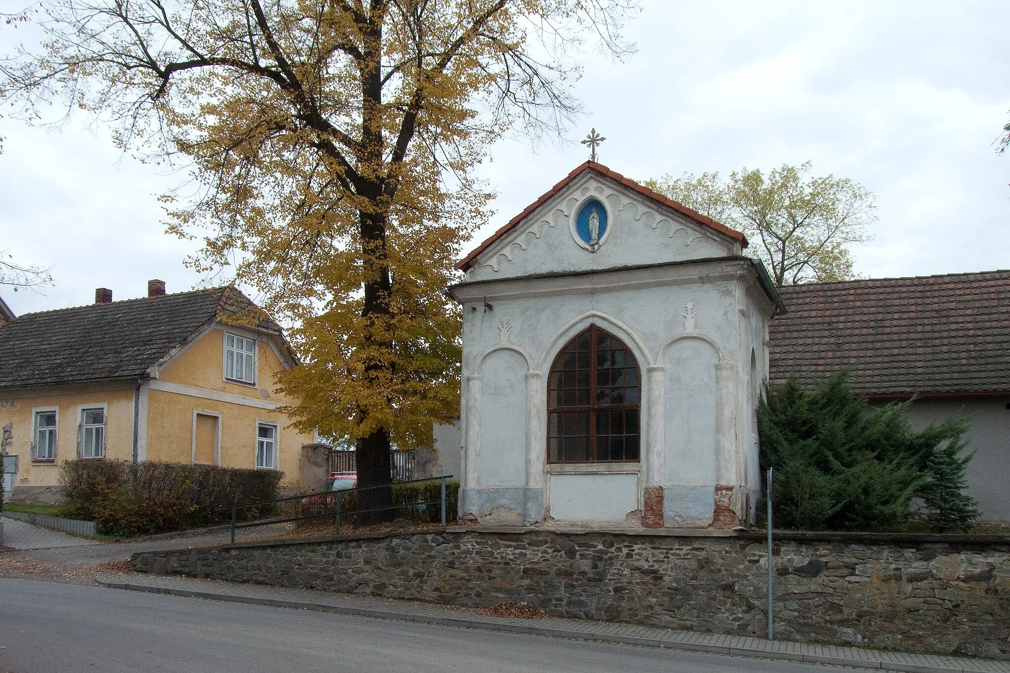 Photo showing: Virgin Mary Chapel in Týn nad Vltavou, České Budějovice district, Czech Republic - the biggest in town