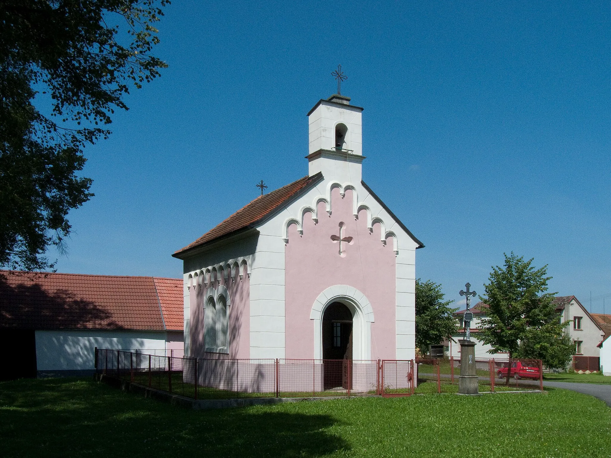 Photo showing: St Joseph Chapel from 1861 in Břehov, České Budějovice district,Czech Republic