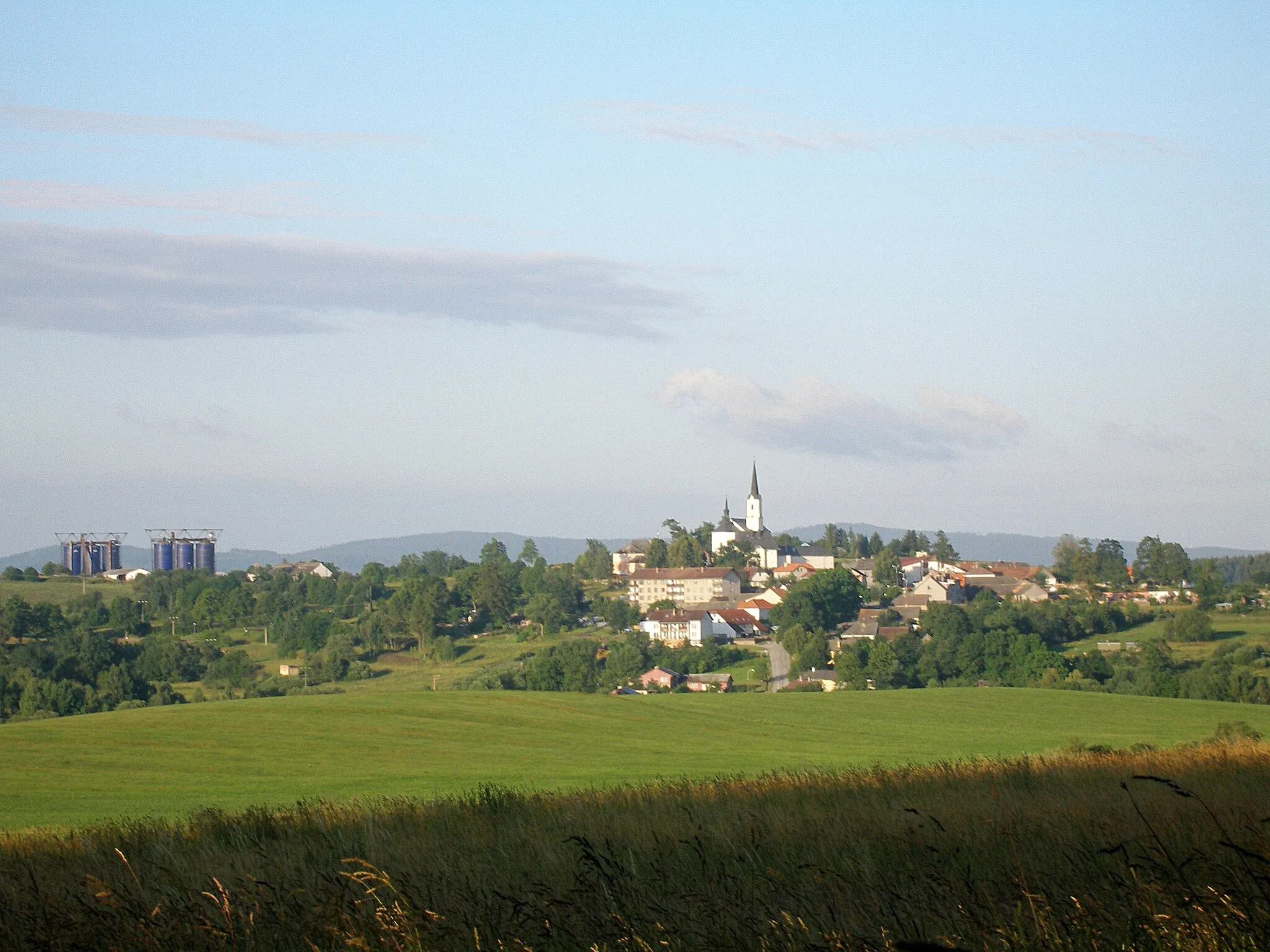 Photo showing: Světlík (germ. Kirchschlag, Český Krumlov District) - the general view from Pasovary (Passern)