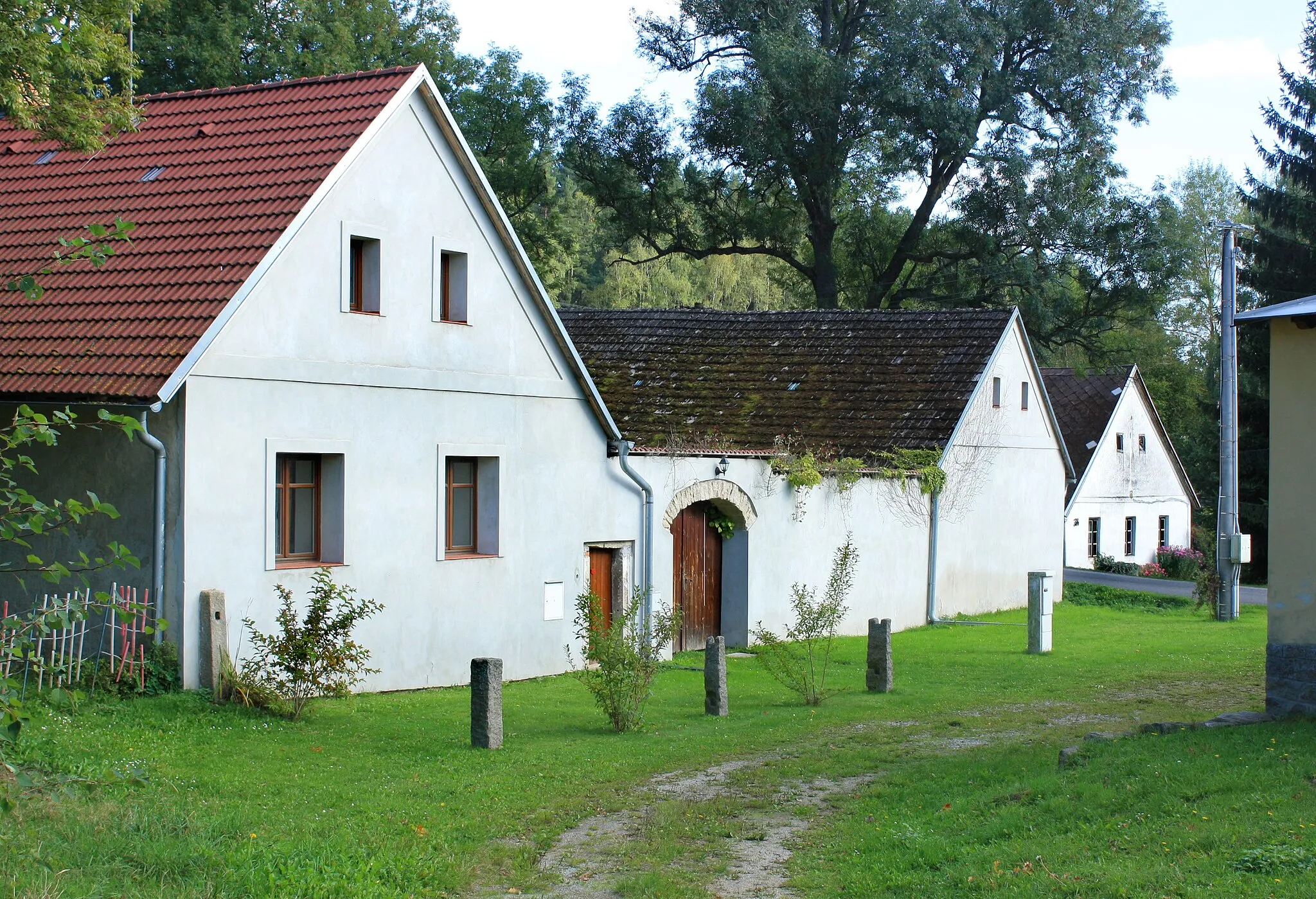 Photo showing: South part of Dobrá Voda, part of Číměř village, Czech Republic