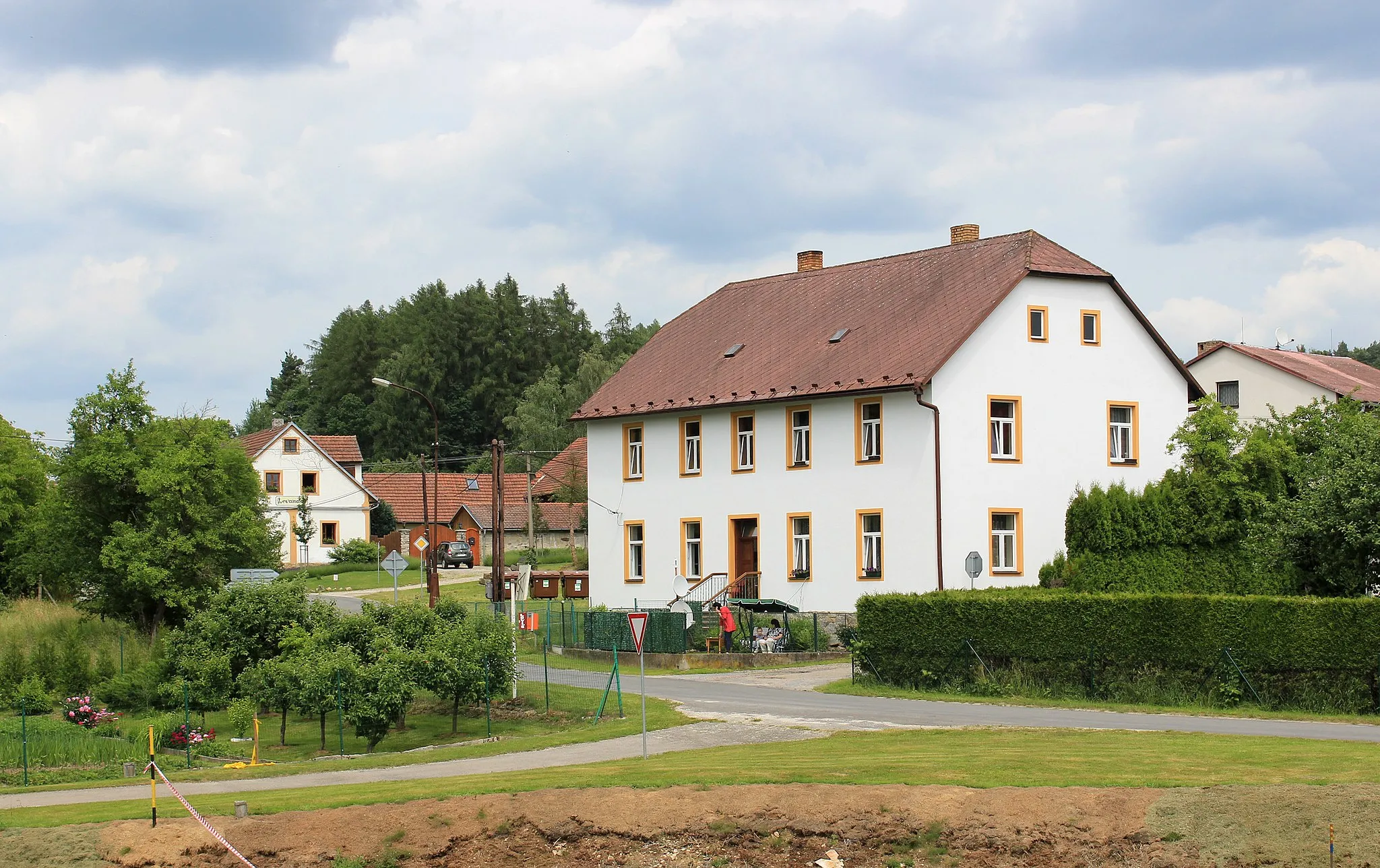 Photo showing: House No 99 in Horní Radouň, Czech Republic.