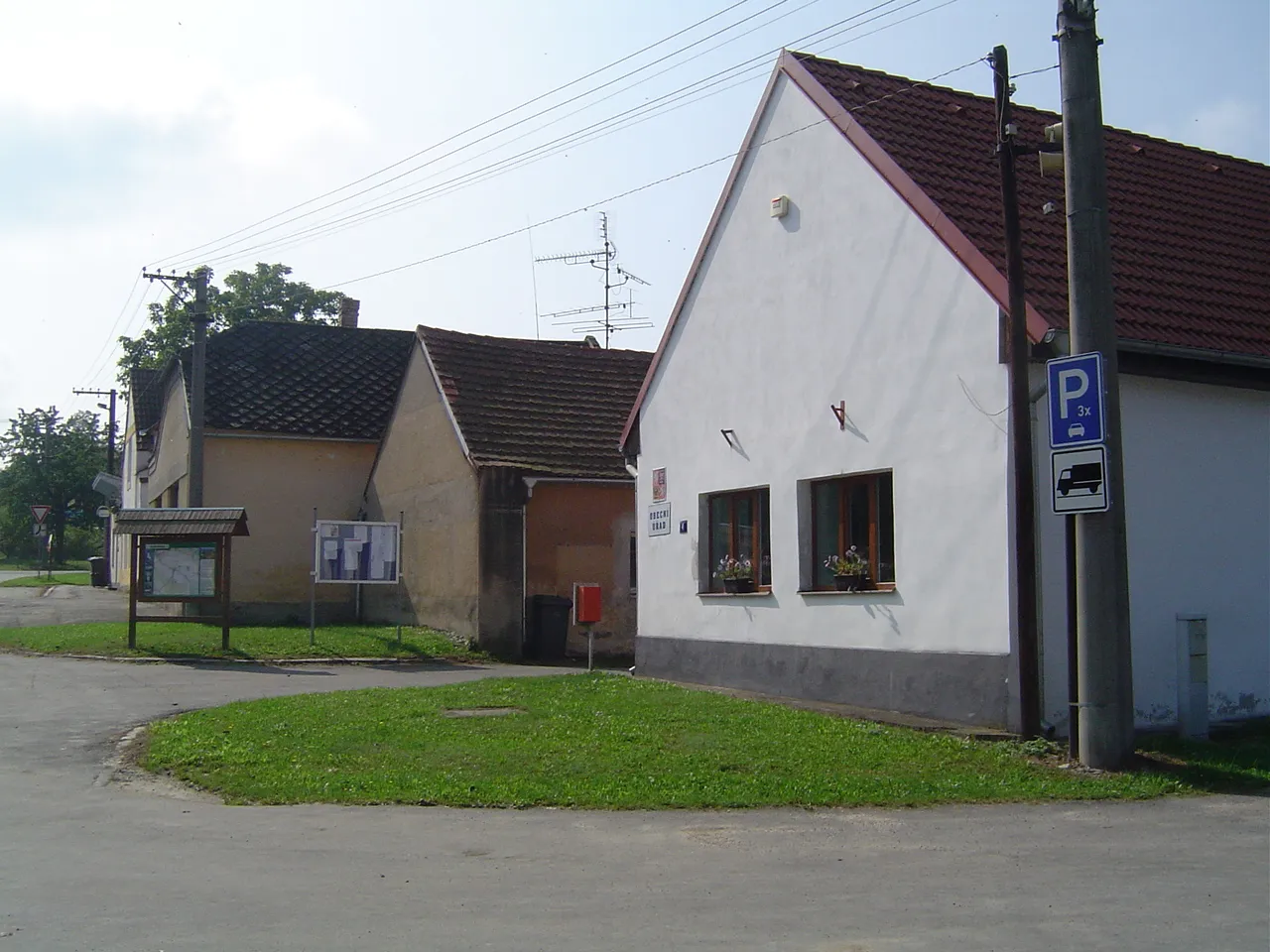 Photo showing: Town hall in Dunajovice, Czech Republic