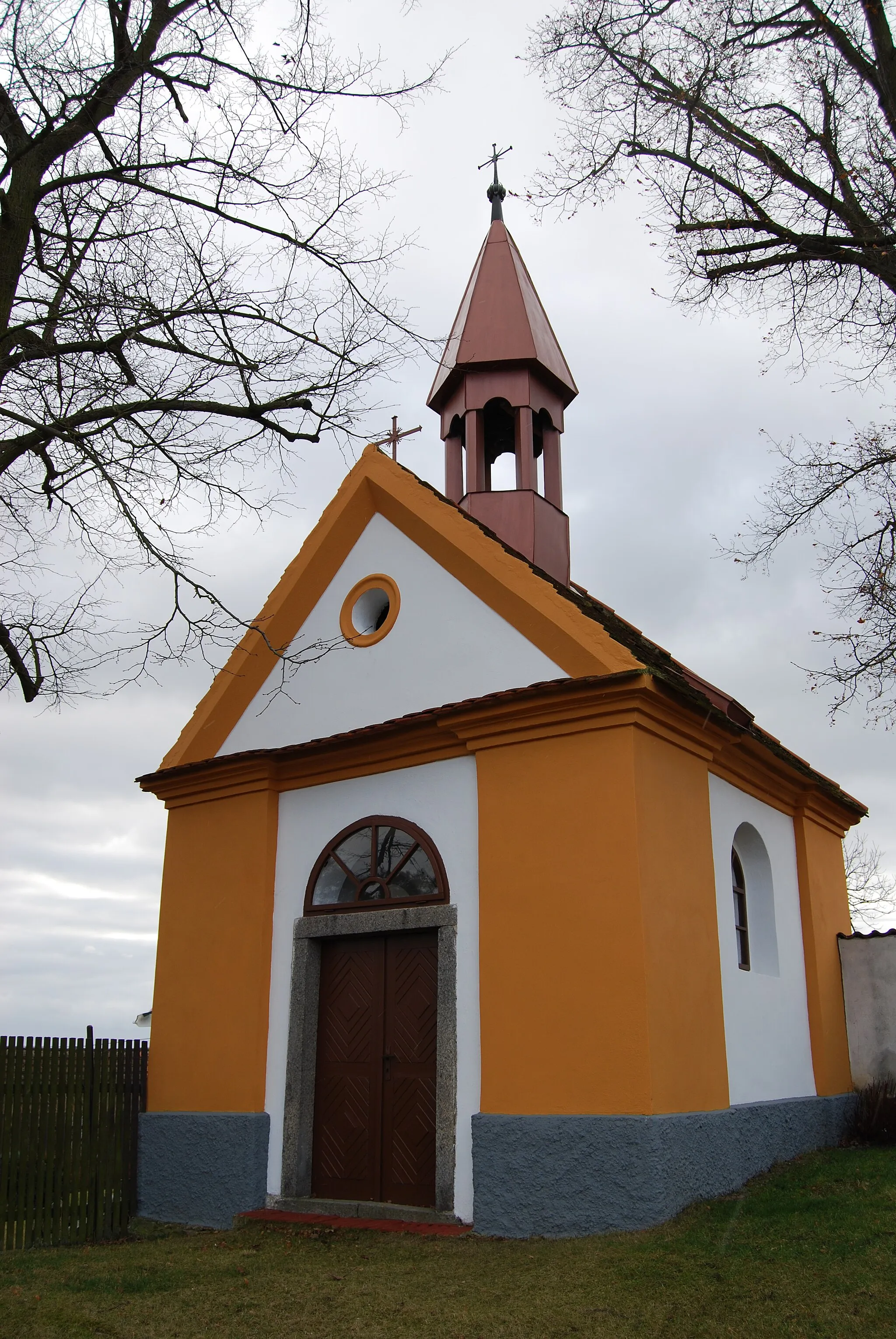 Photo showing: Návesní kaple. Dubí Hora (Drhovle). Okres Písek. Česká republika.