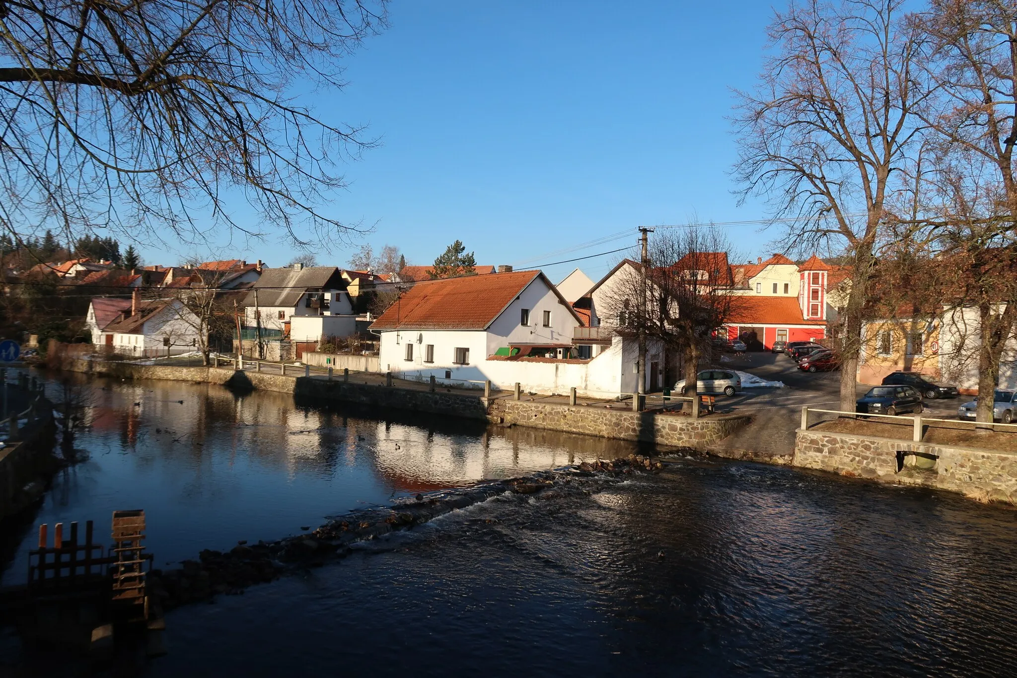 Photo showing: Řeka Blanice v Husinci