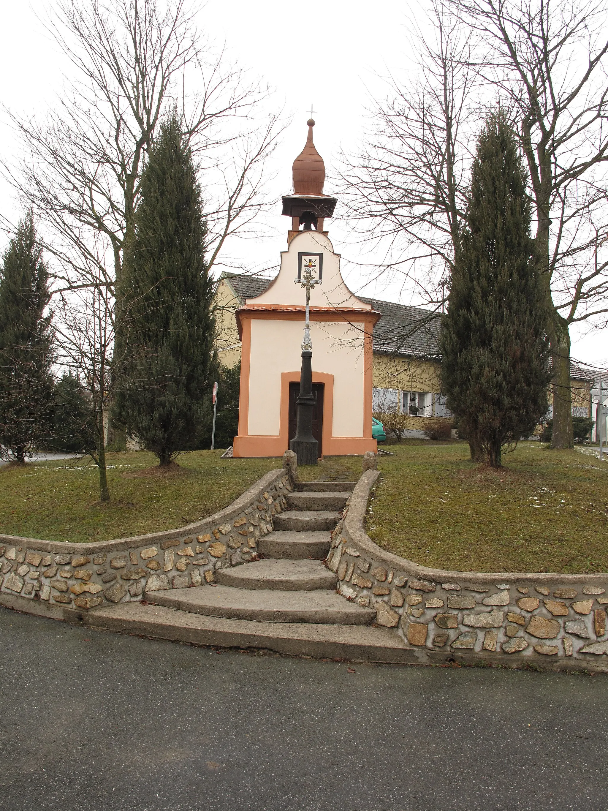 Photo showing: Chapel of St. J. Nepomuckýin Kváskovice. Strakonice District, Czech Republic.