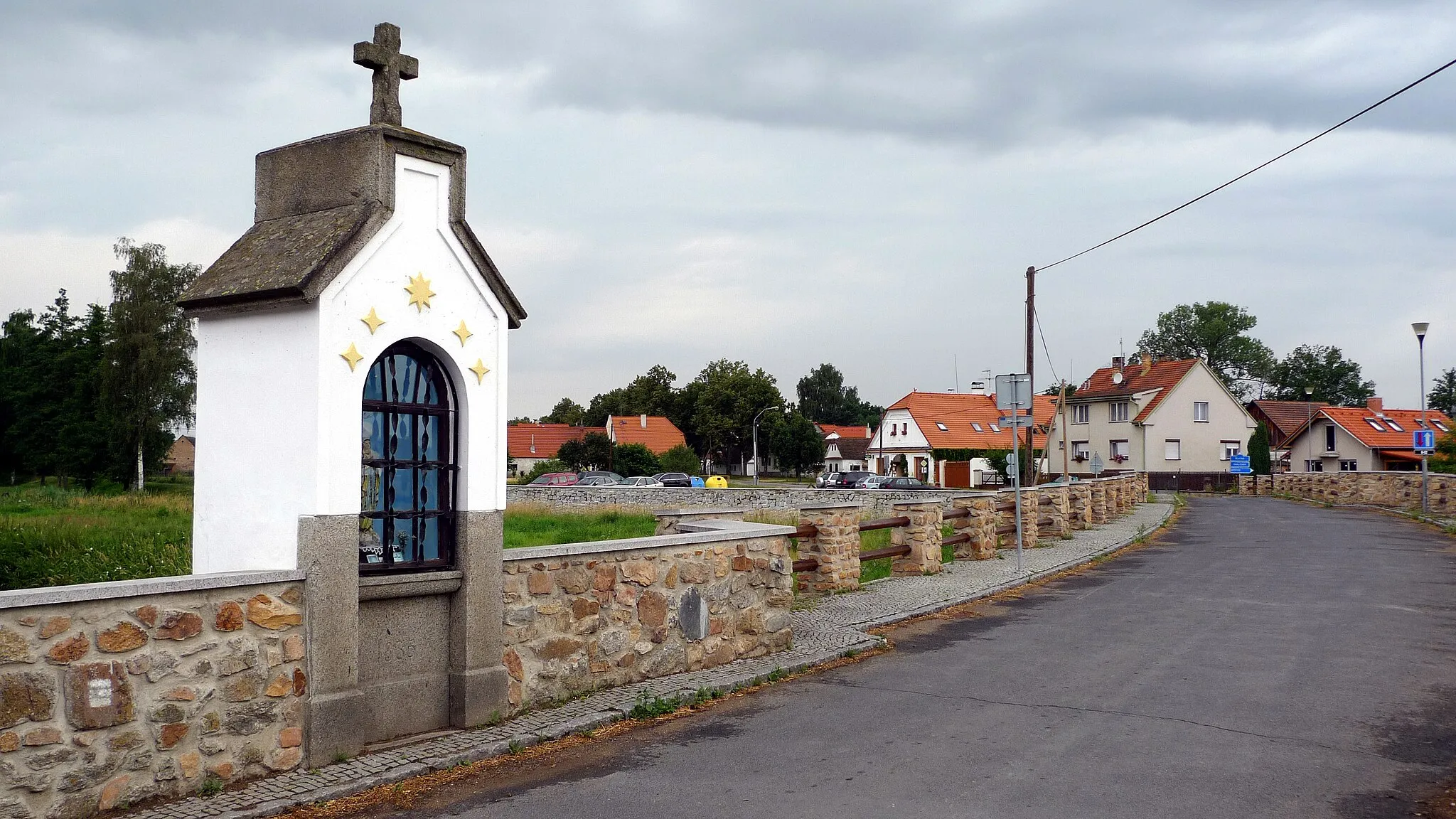 Photo showing: Village of Buzice in southern Bohemia.