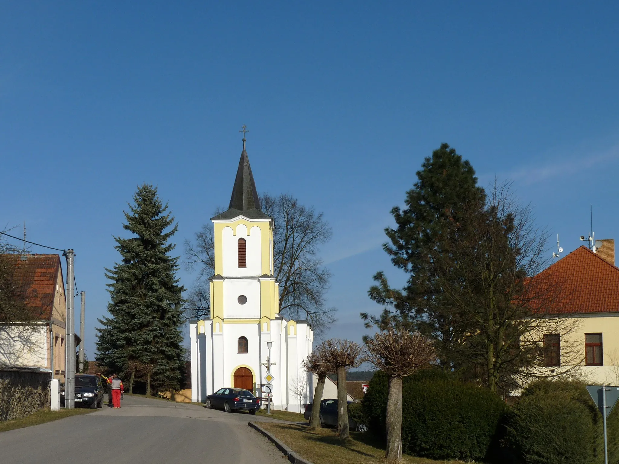 Photo showing: Church of the Assumption of the Virgin Mary in the village of Řípec, Tábor District, South Bohemia, Czech Republic.
