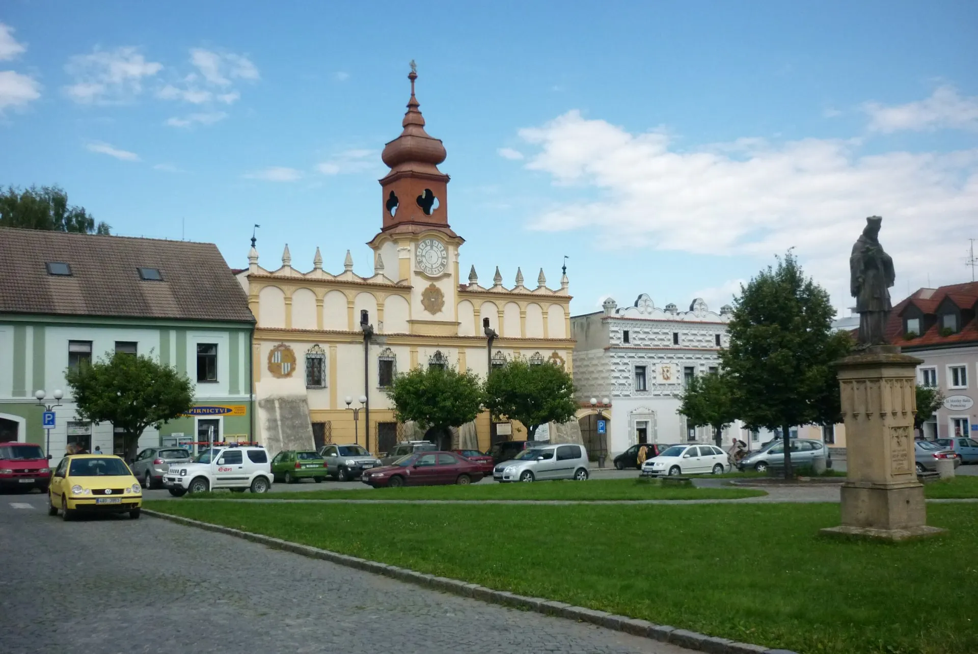Photo showing: Náměstí T. G. Masaryka ve Veselí nad Lužnicí