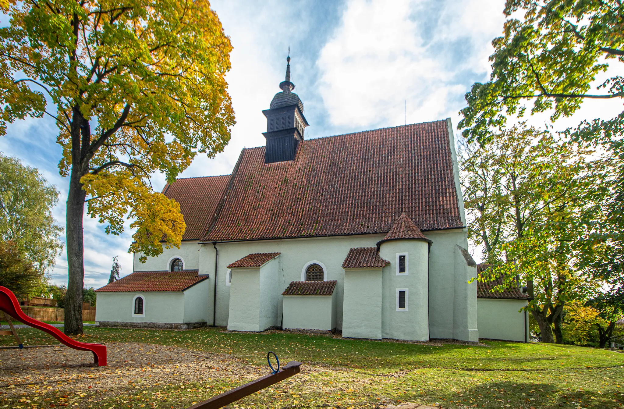 Photo showing: Sudoměřice u Bechyně, kostel Všech svatých