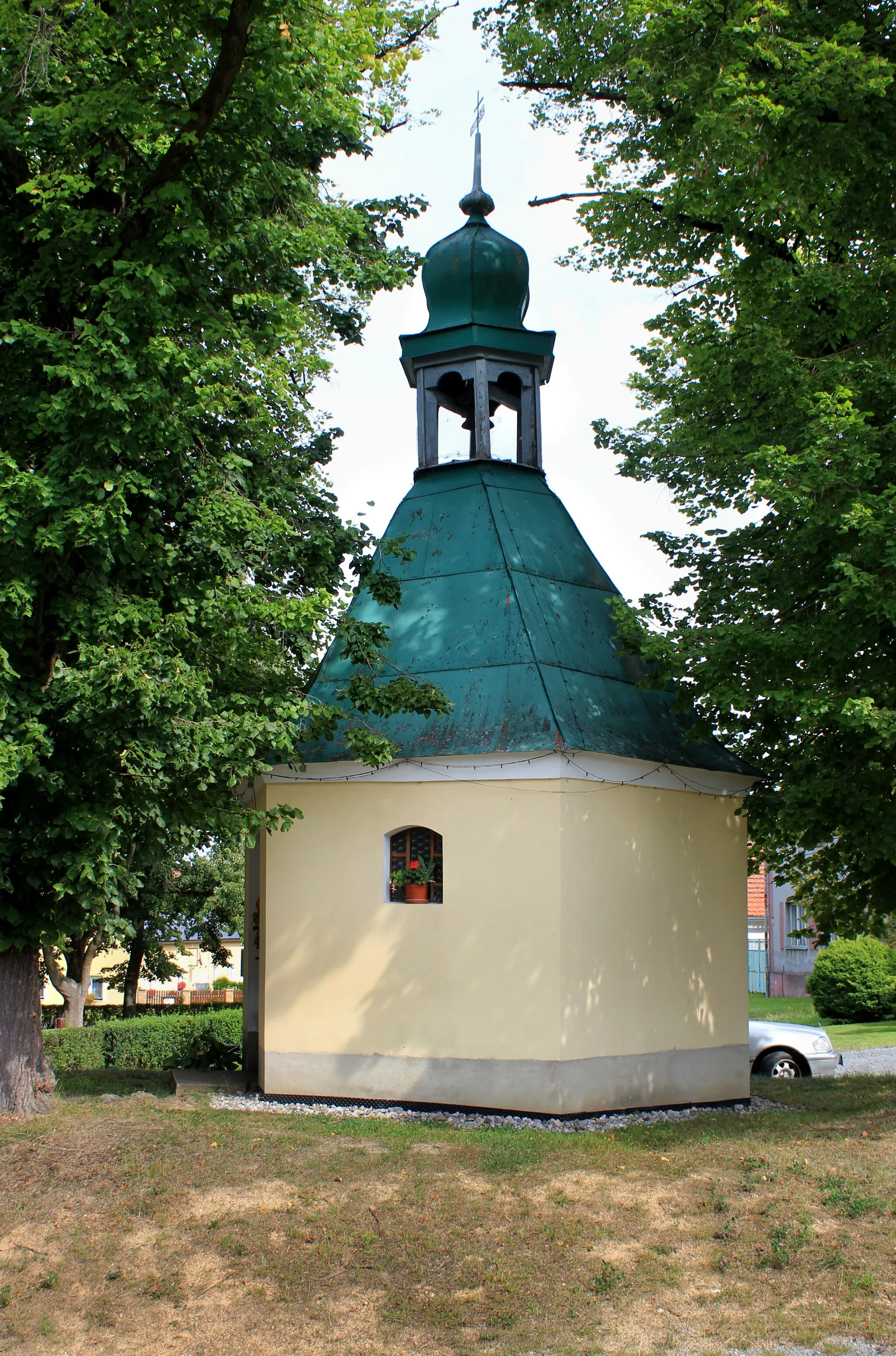 Photo showing: Chapel in Štichov, Czech Republic.