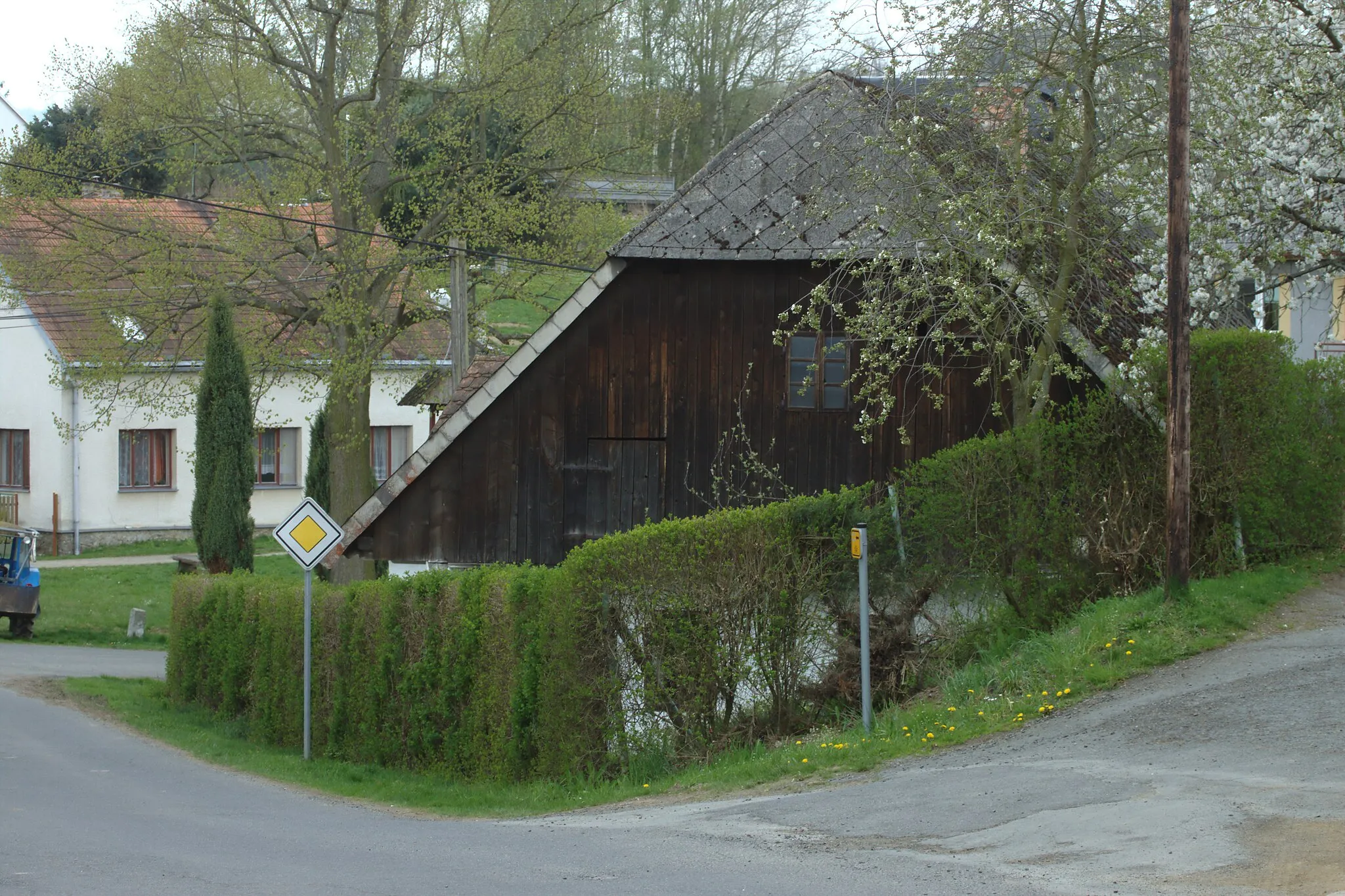 Photo showing: An old wooden house in the village of Petrovice, Plzeň Region, CZ