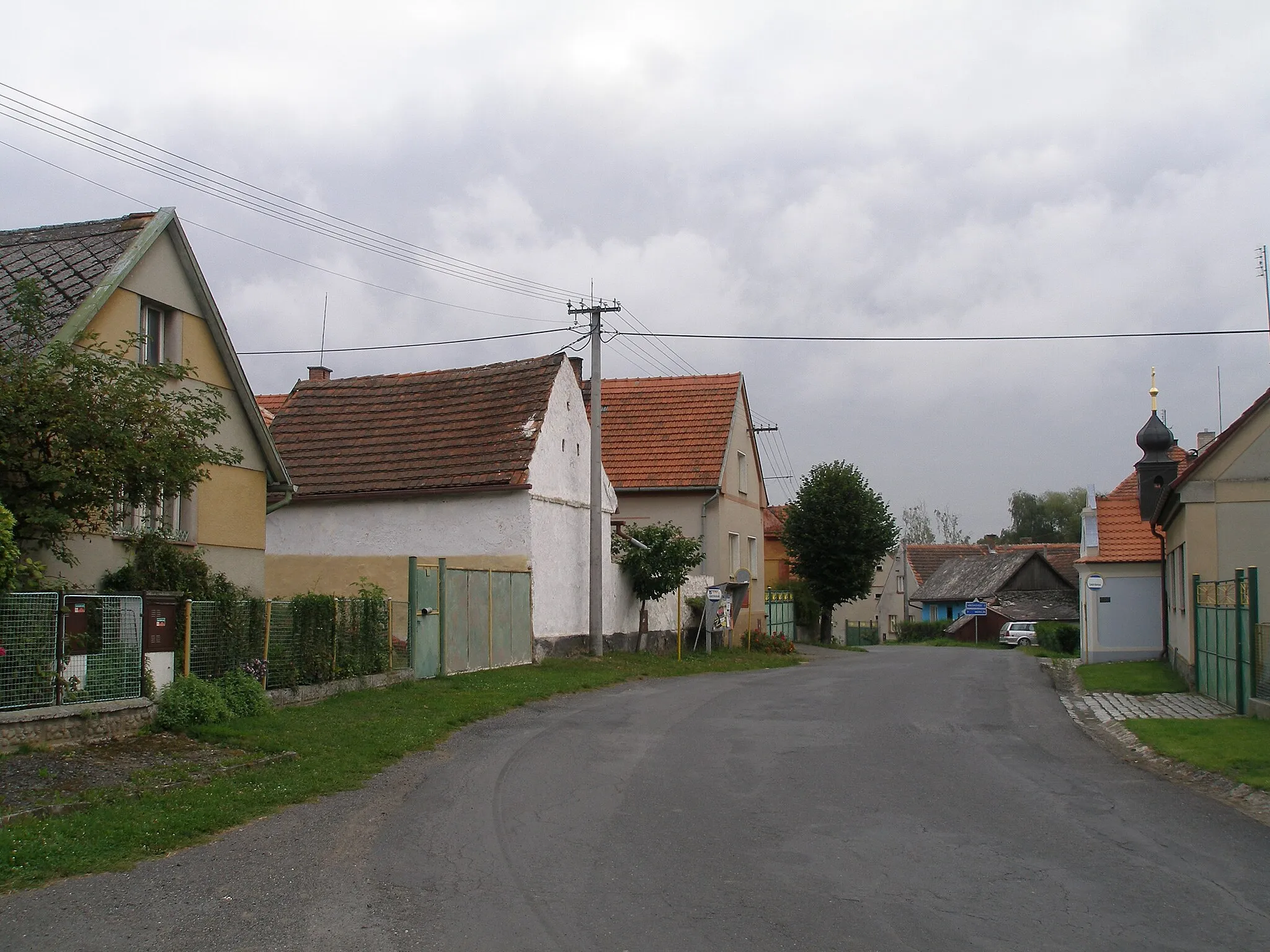 Photo showing: The main street in Biřkov